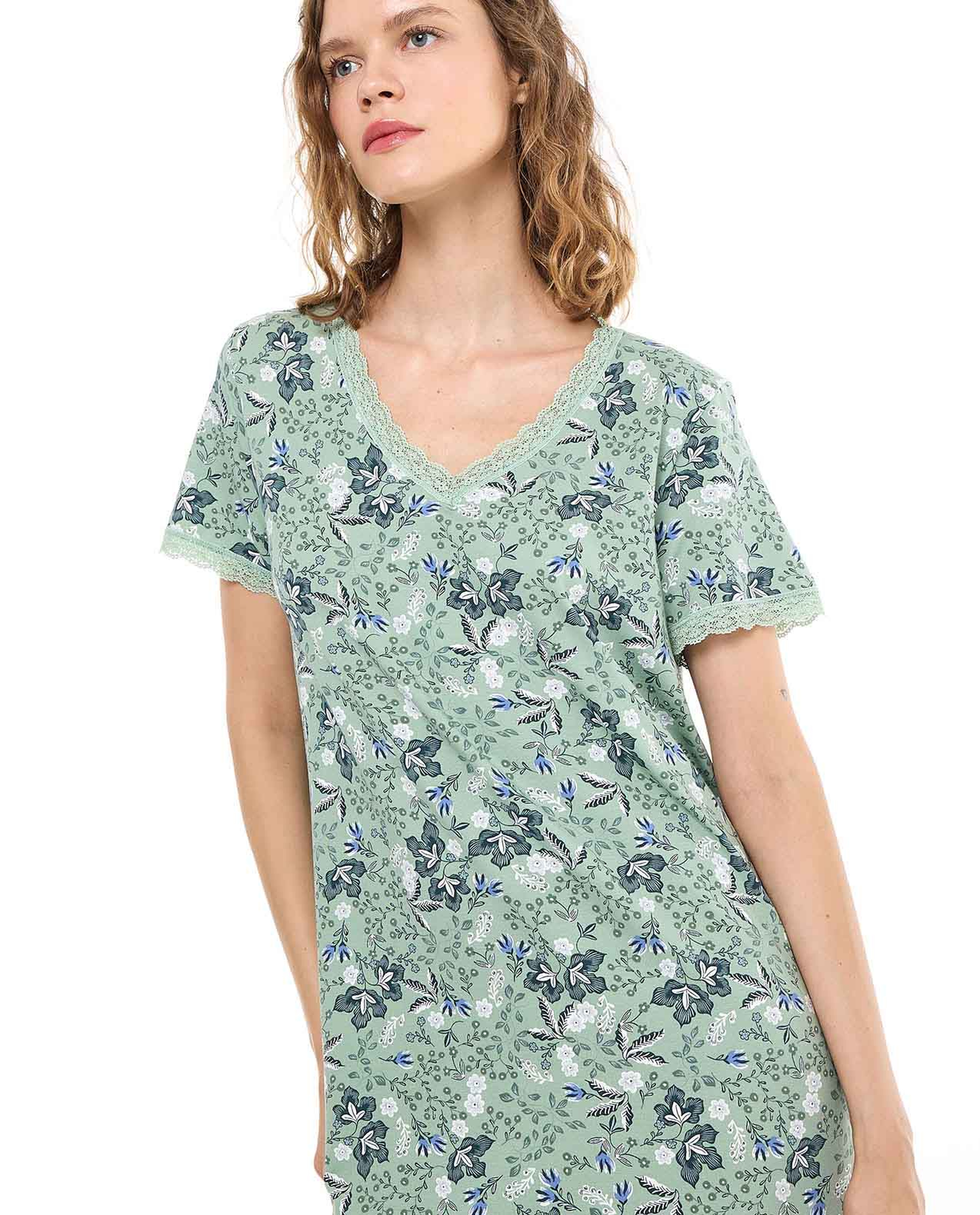 Printed Nightdress With V-Neck and Short Sleeves