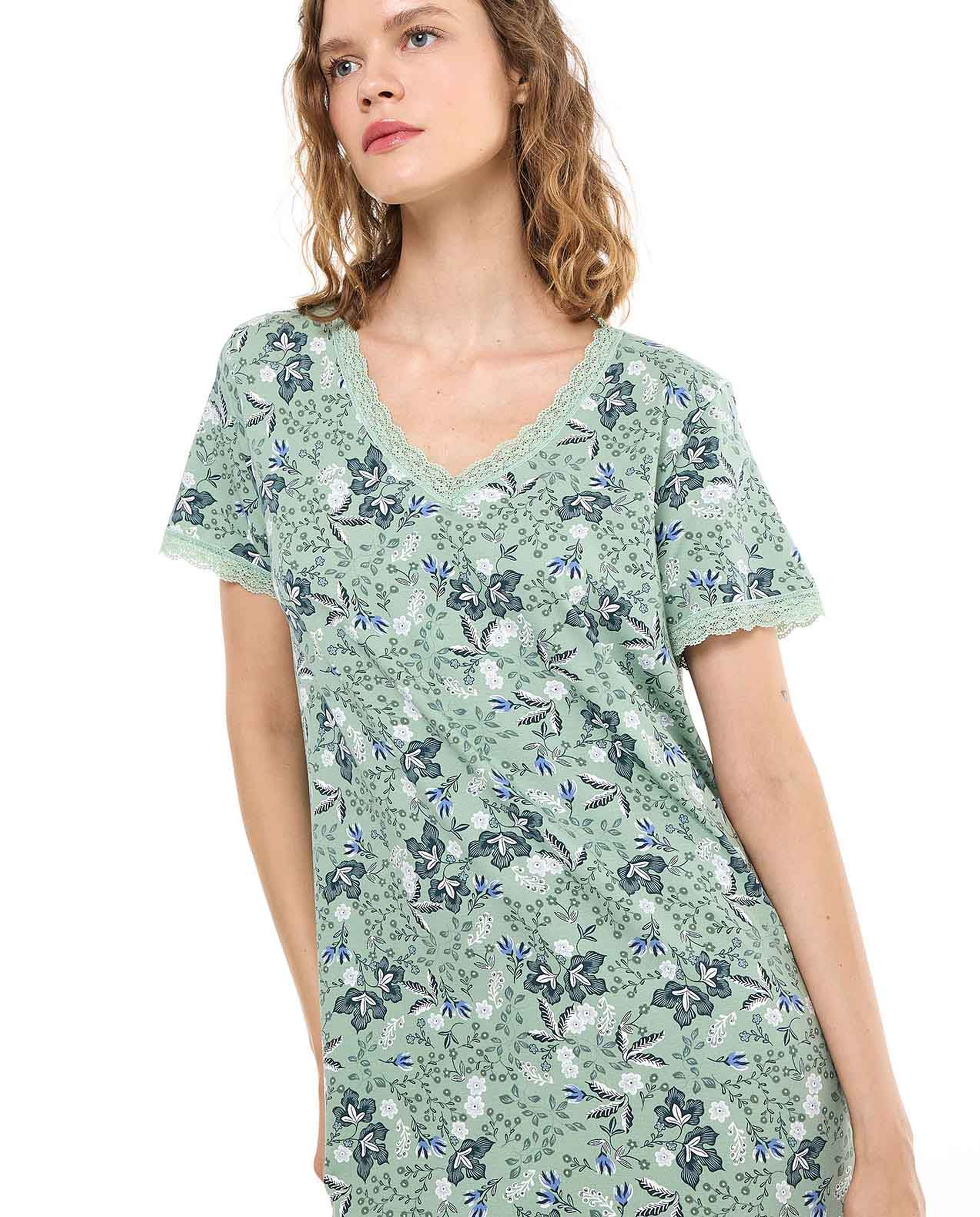 Printed Nightdress With V-Neck and Short Sleeves