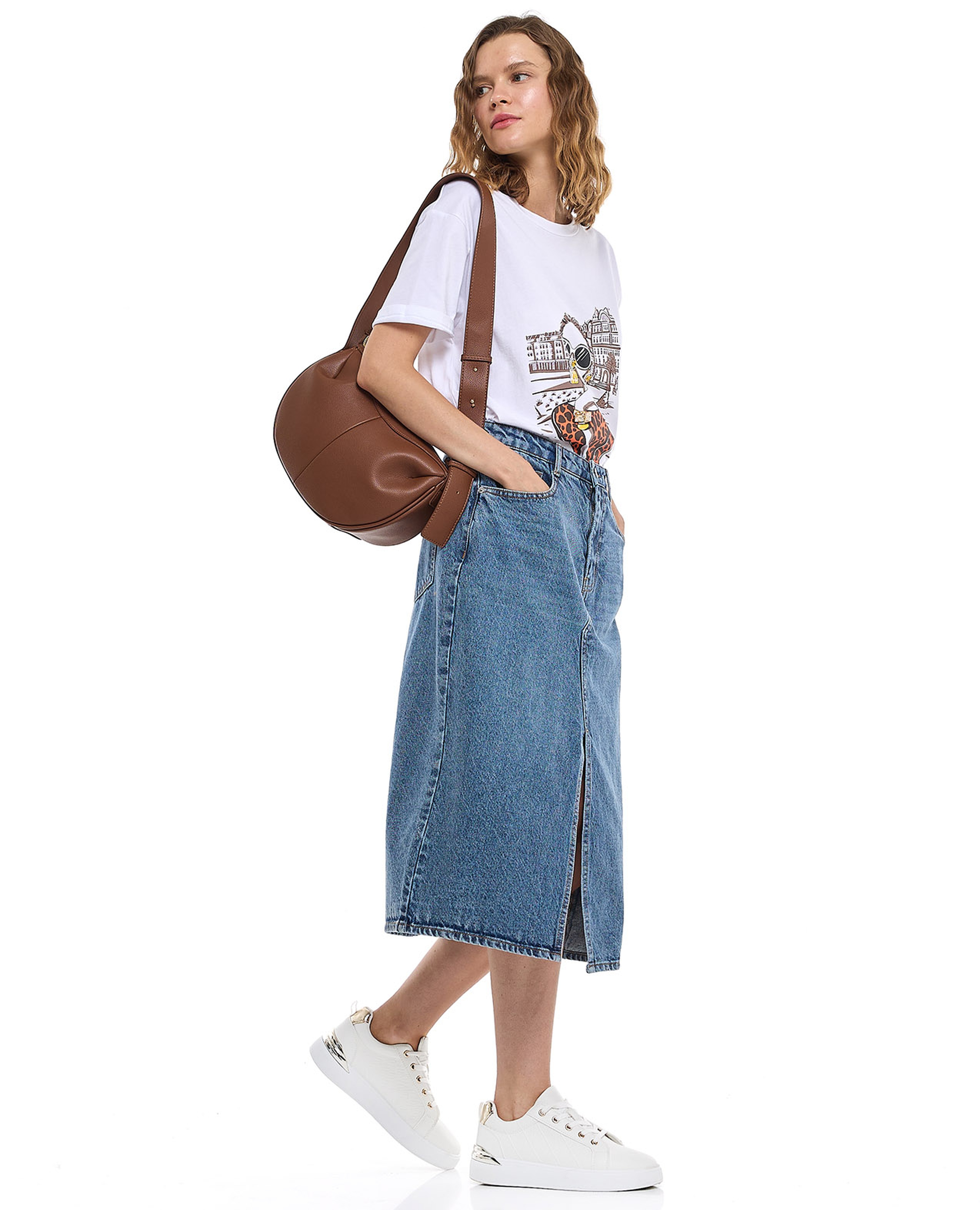 تنورة دنيم ميدي بأزرار