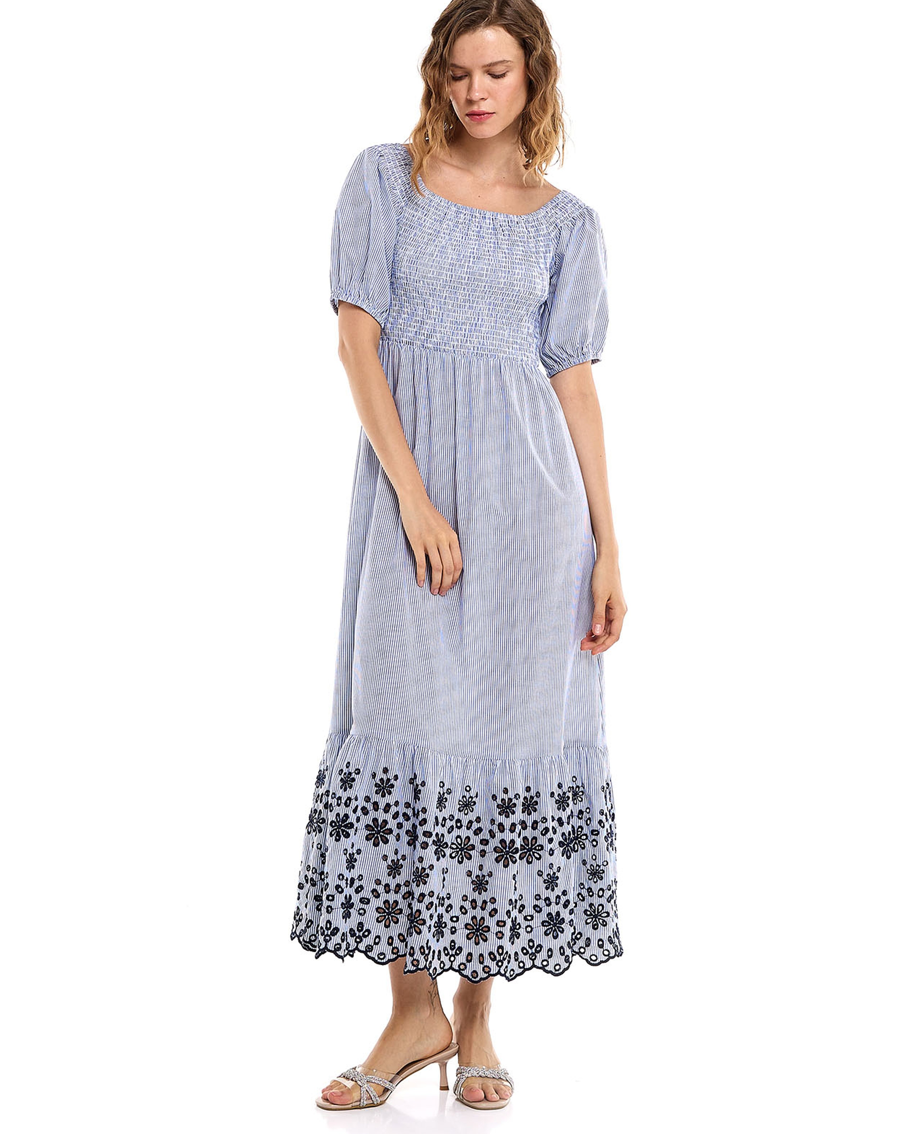 فستان ميدي مخطط برقبة مستديرة وأكمام باف