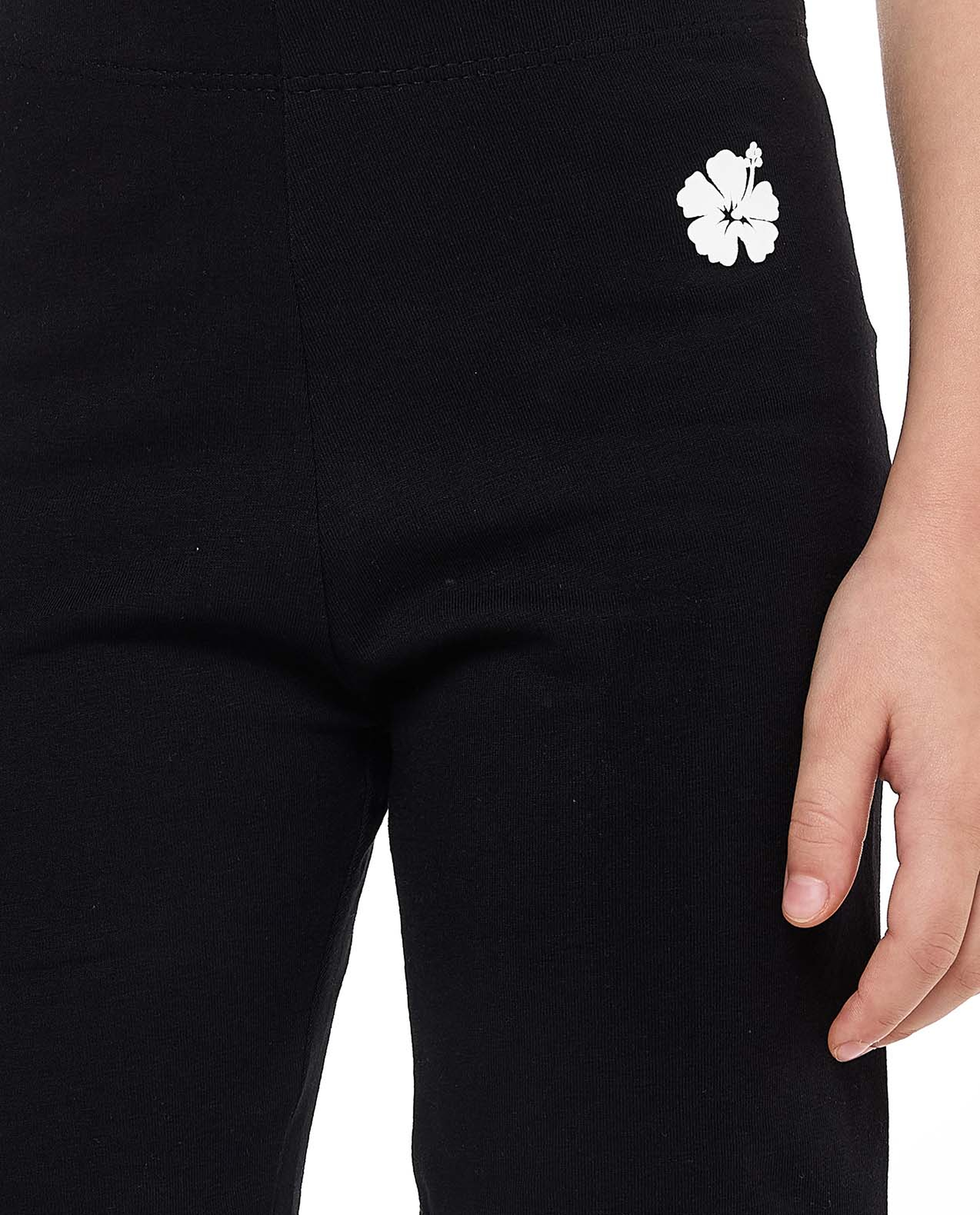 Knit Shorts with Elastic Waist