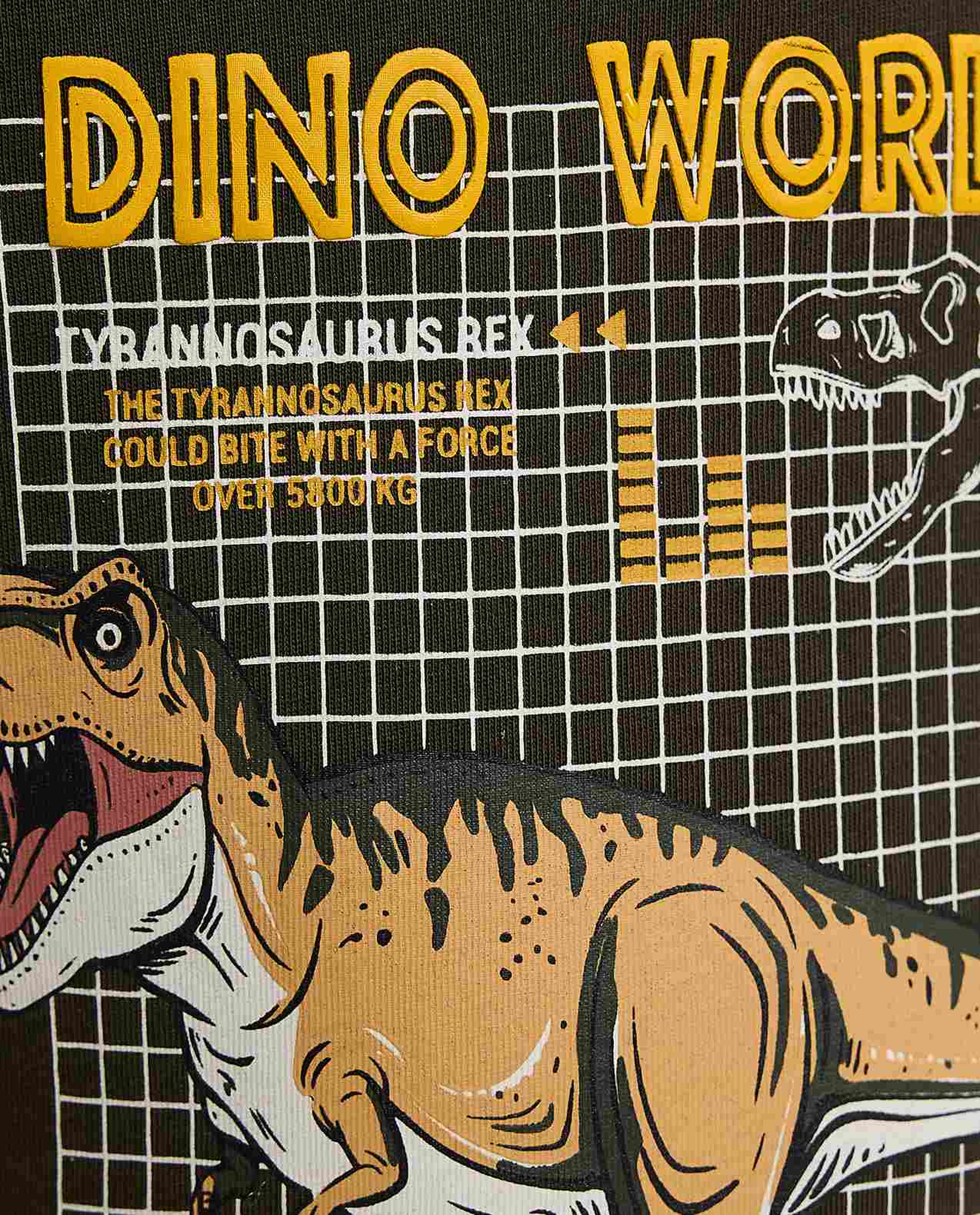 Graphic Print T-Shirt with Crew Neck and Short Sleeves