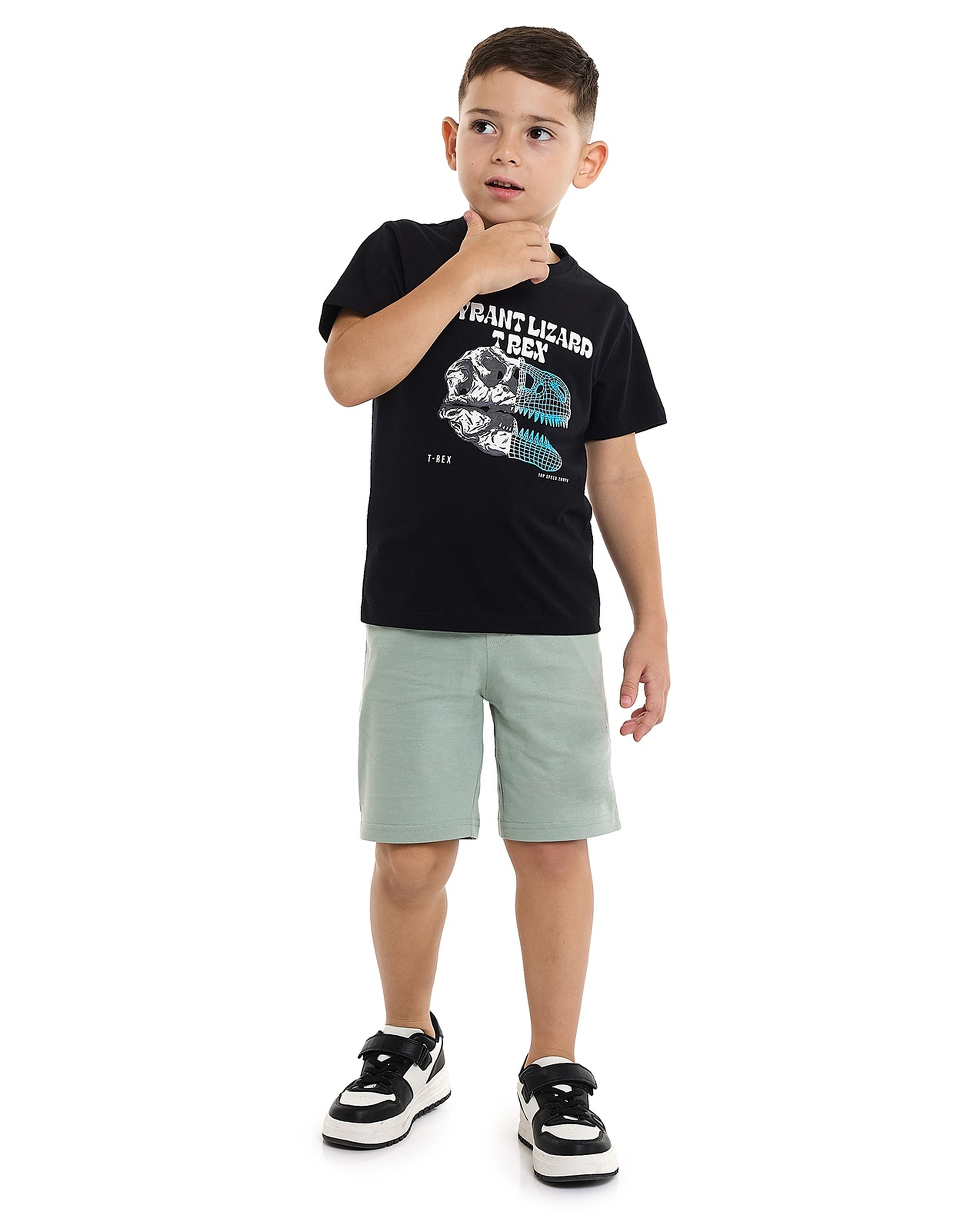 Graphic Print T-Shirt with Crew Neck and Short Sleeves