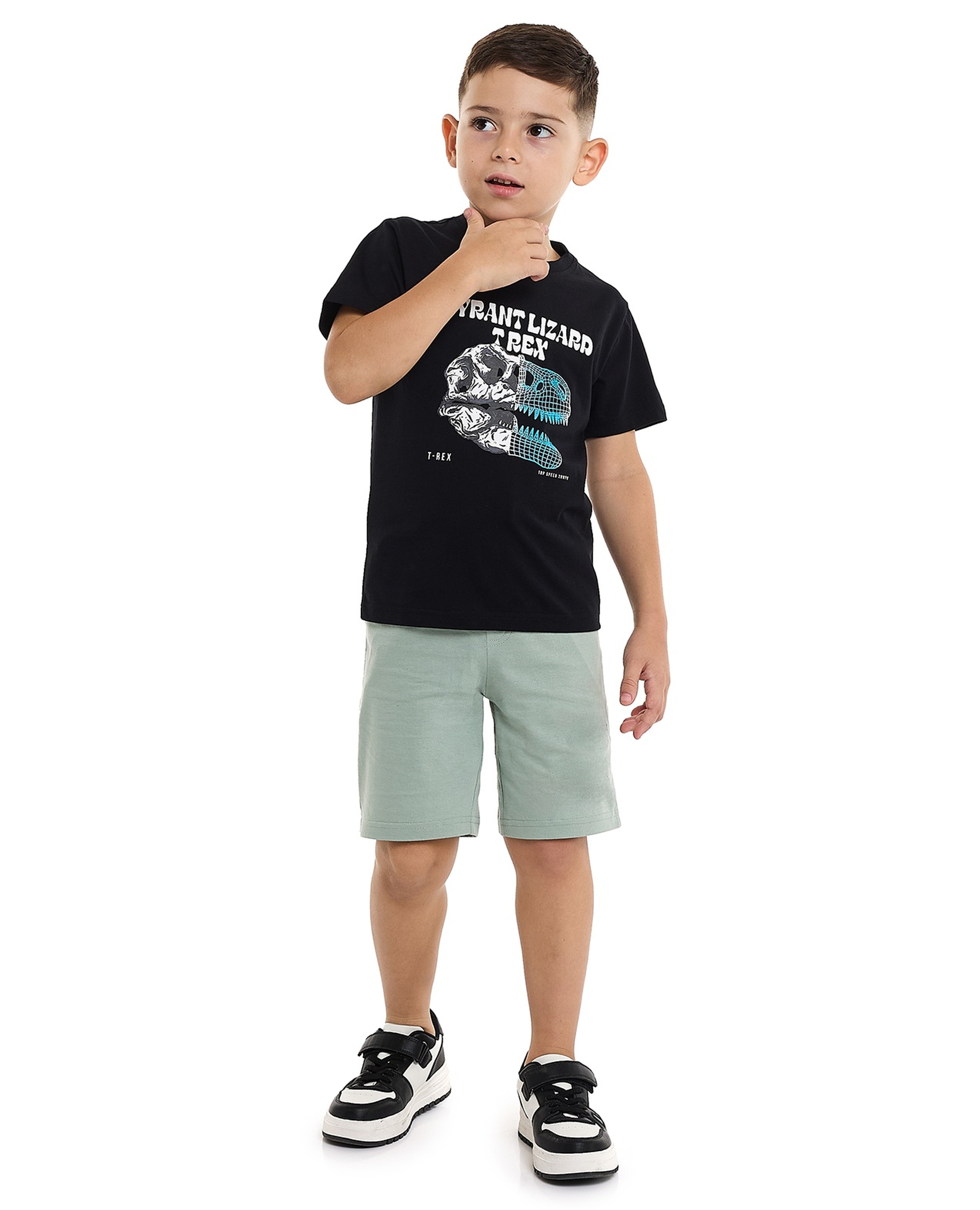 Graphic Print T-Shirt with Crew Neck and Short Sleeves