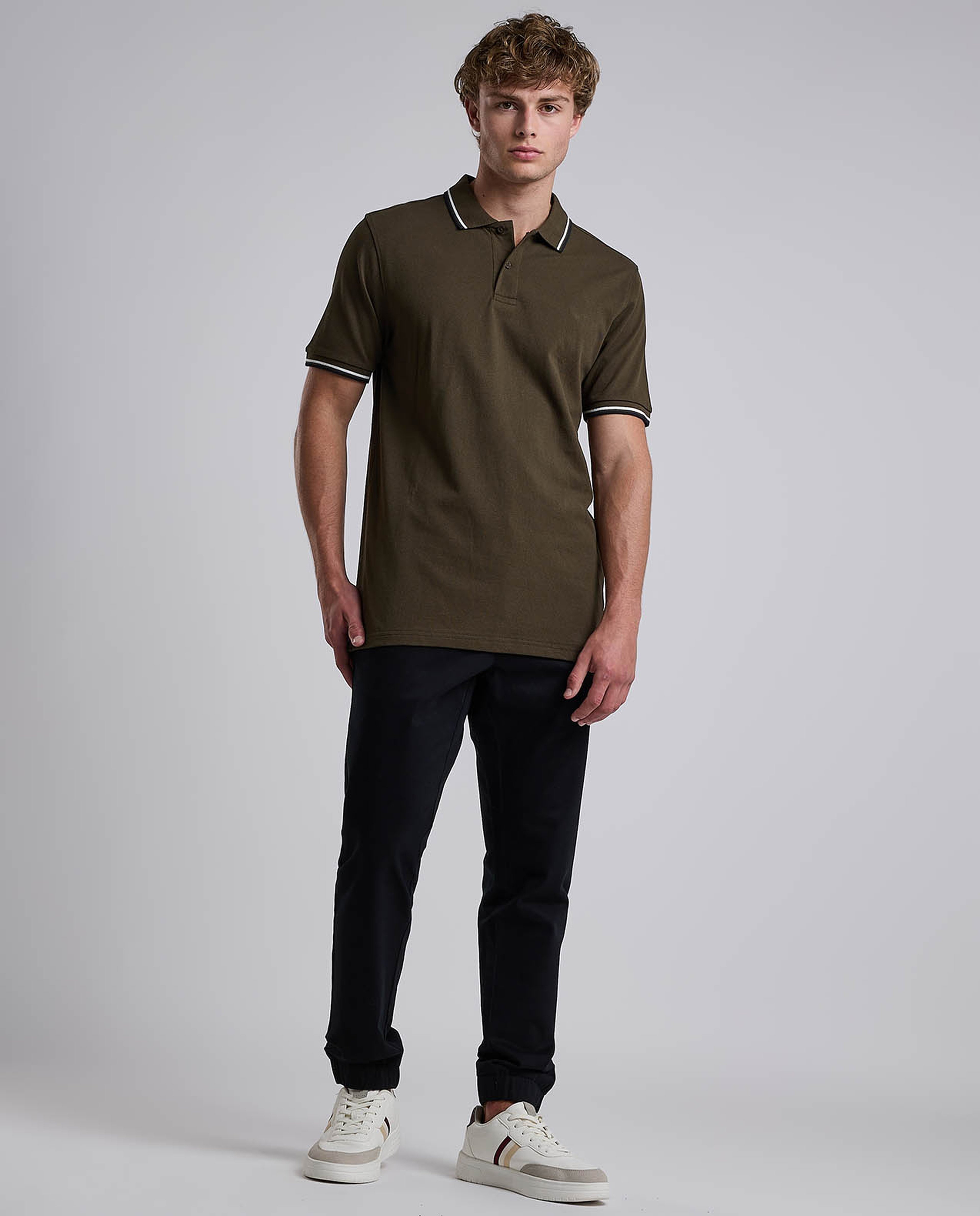 Contrast Trim Polo T-Shirt with Shirt Collar and Short Sleeves