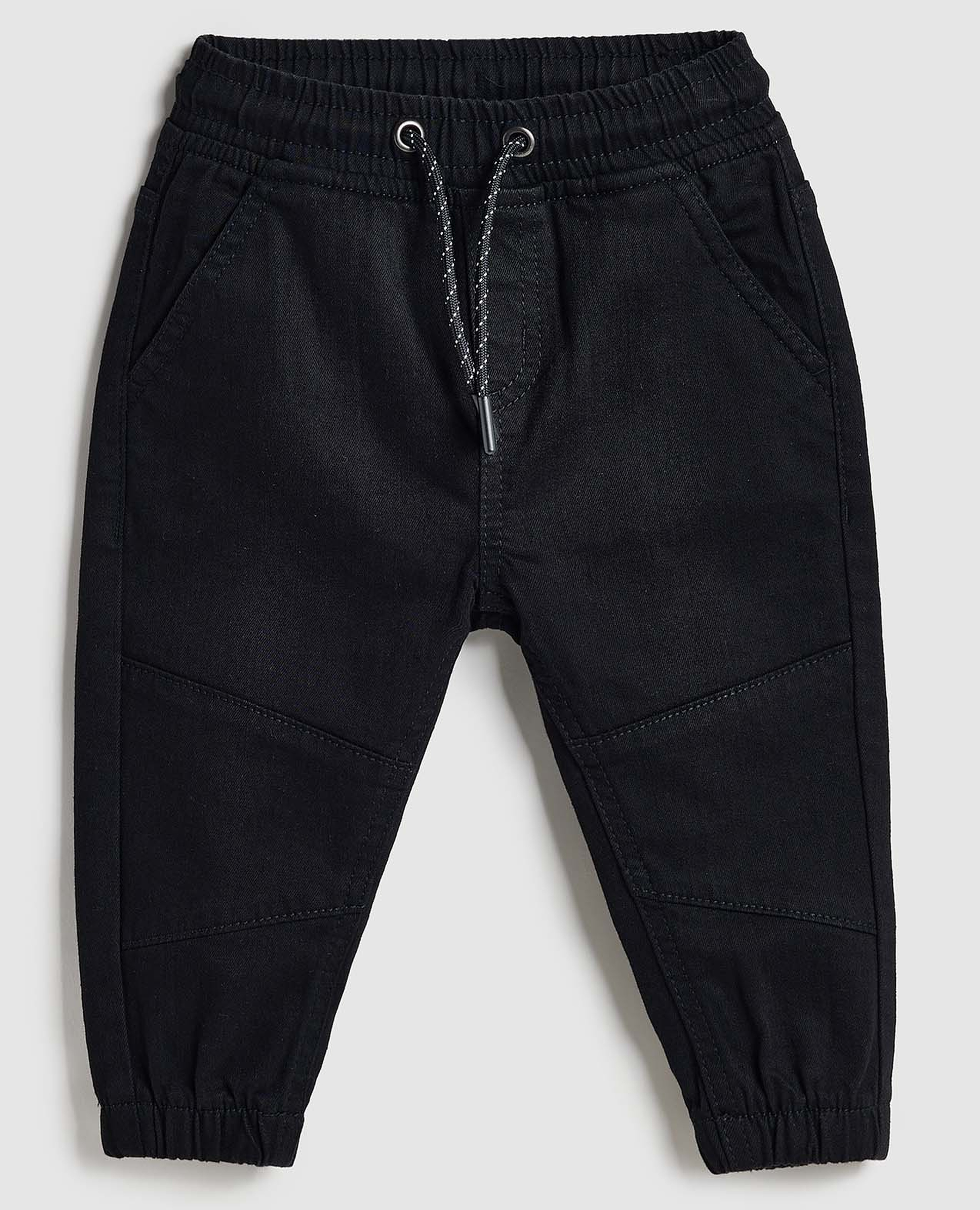 جوغر برباط على الخصر