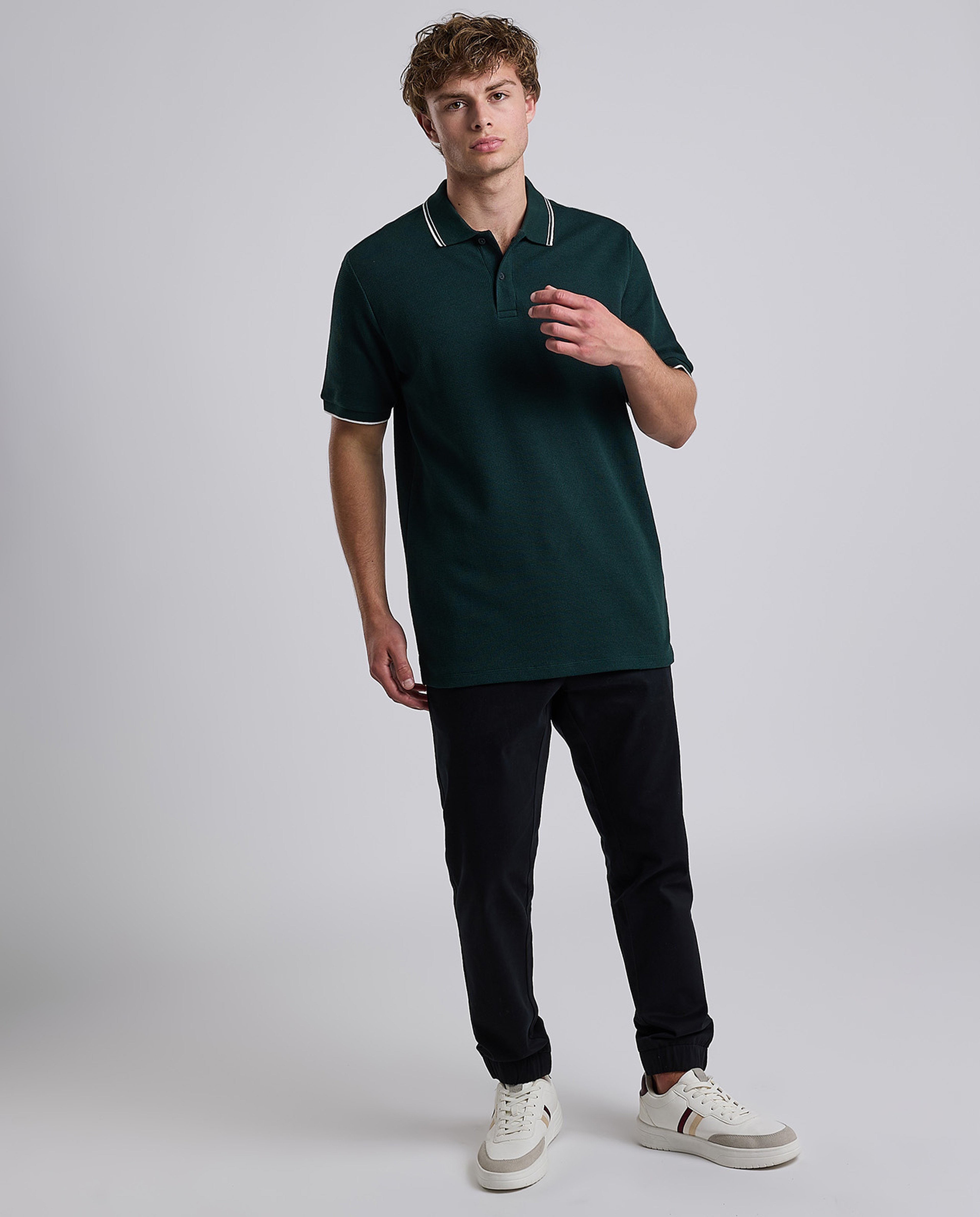 Contrast Trim Polo T-Shirt with Shirt Collar and Short Sleeves