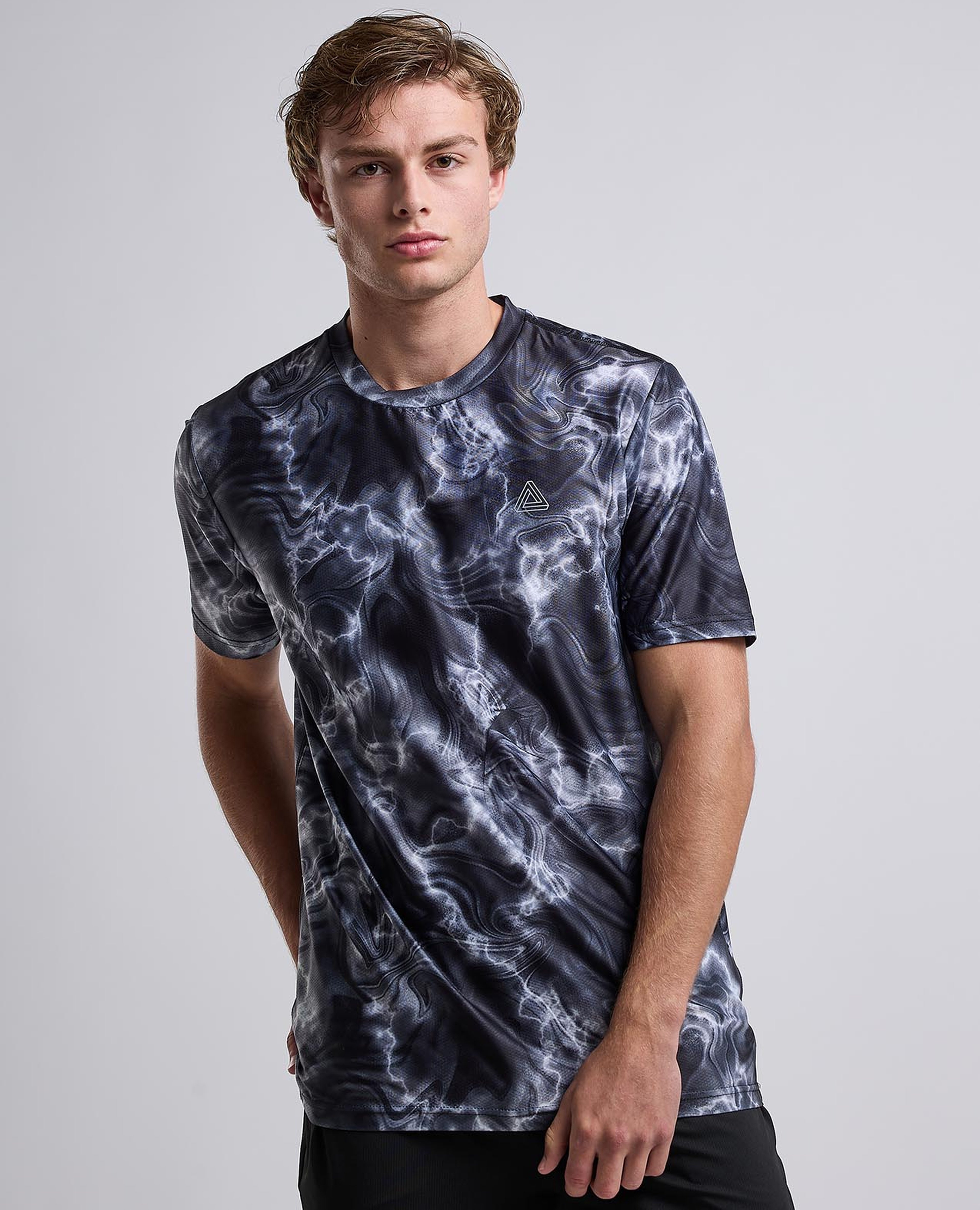 Patterned Active T-Shirt with Crew Neck and Short Sleeves
