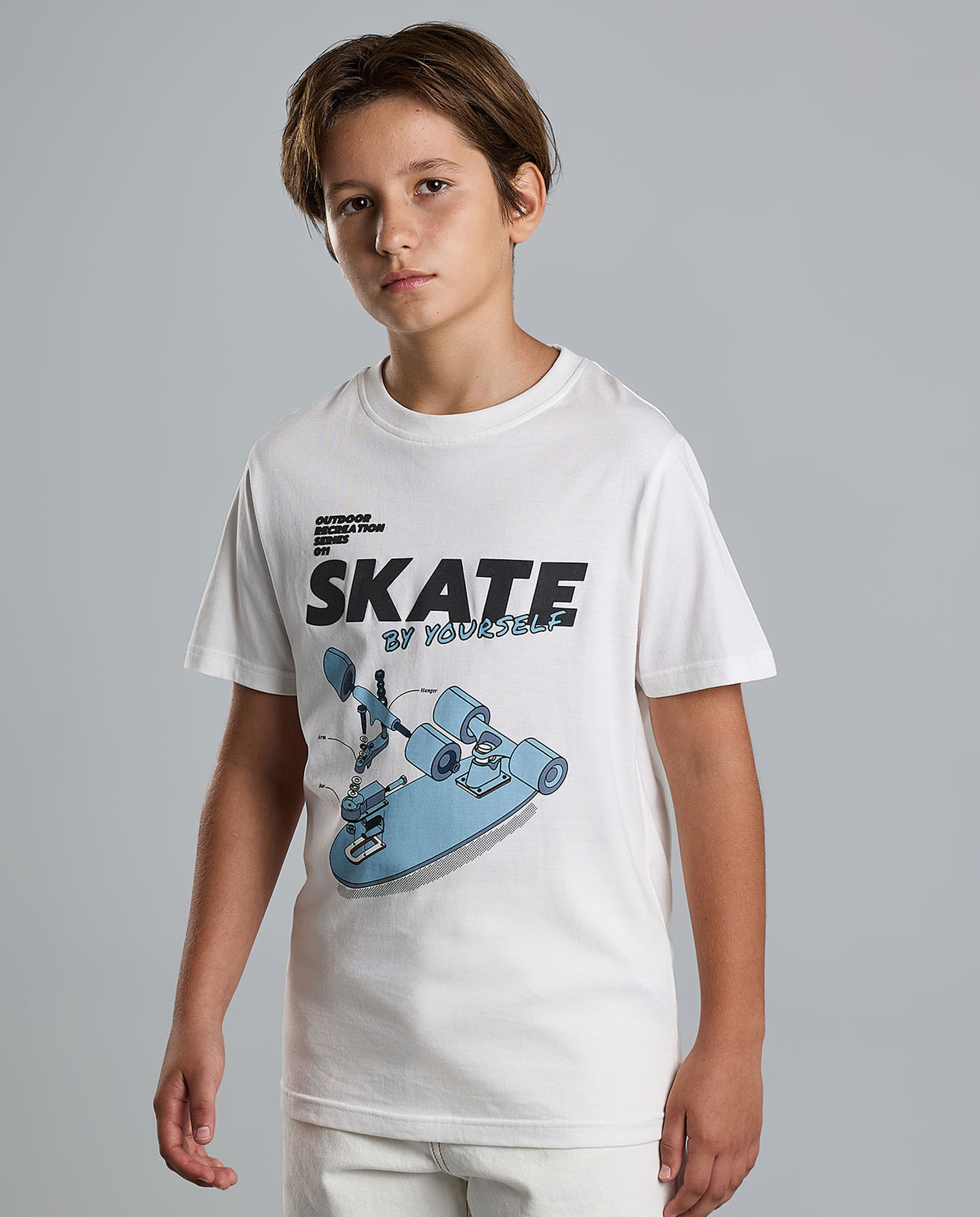 Graphic Print T-Shirt with Crew Neck and Short Sleeves