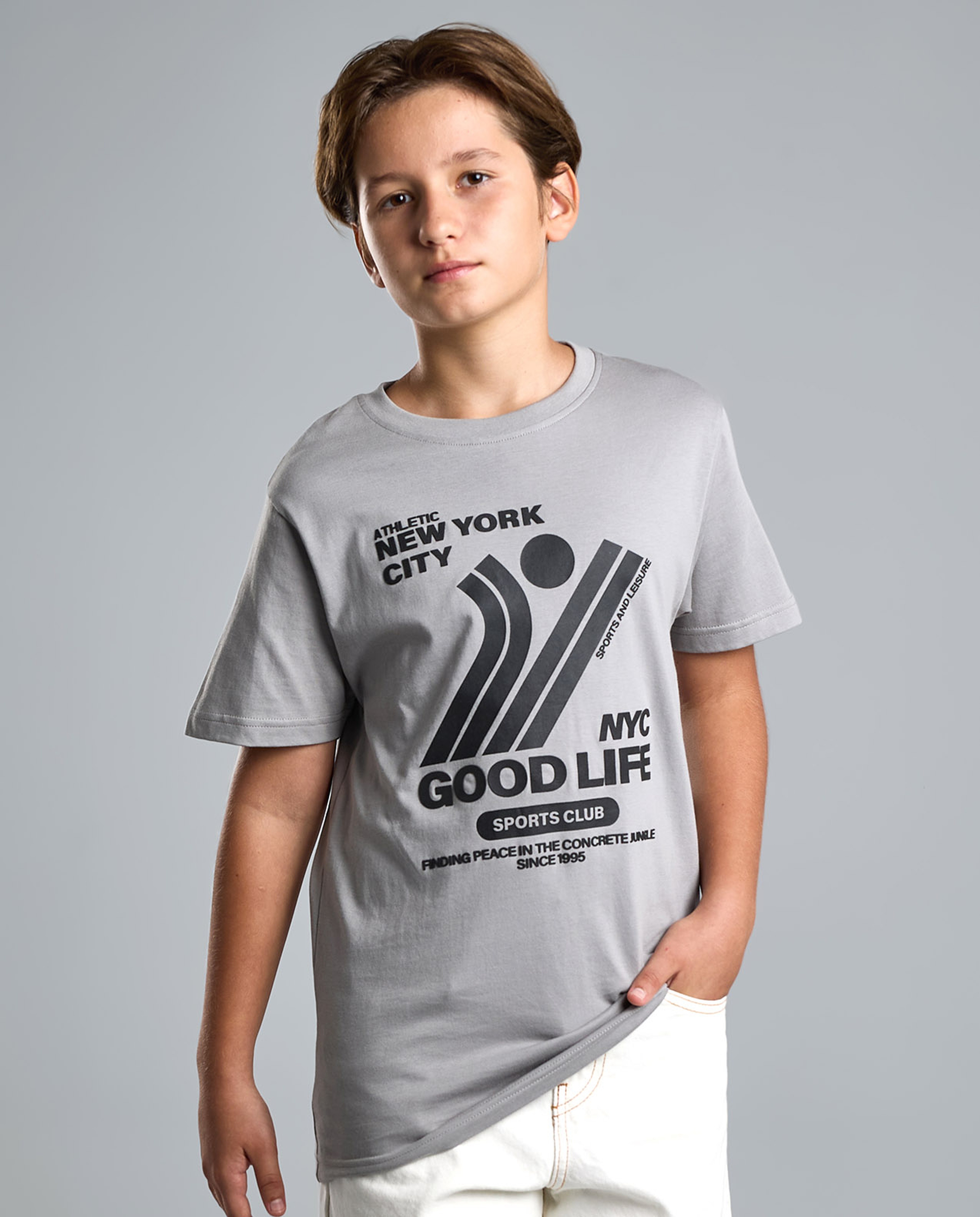 Graphic Print T-Shirt with Crew Neck and Short Sleeves