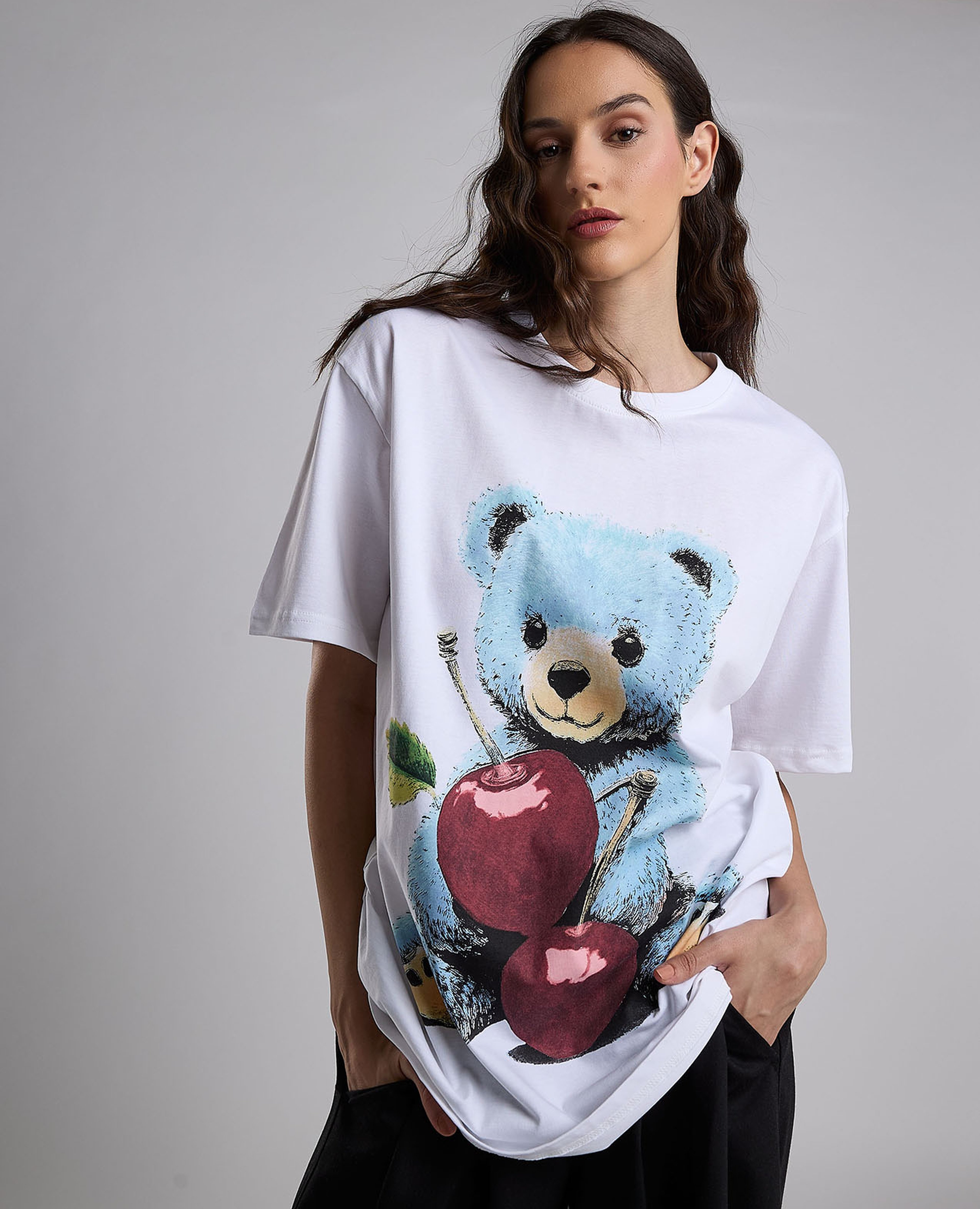 تيشيرت أوفرسايز بطبعة كم قصير