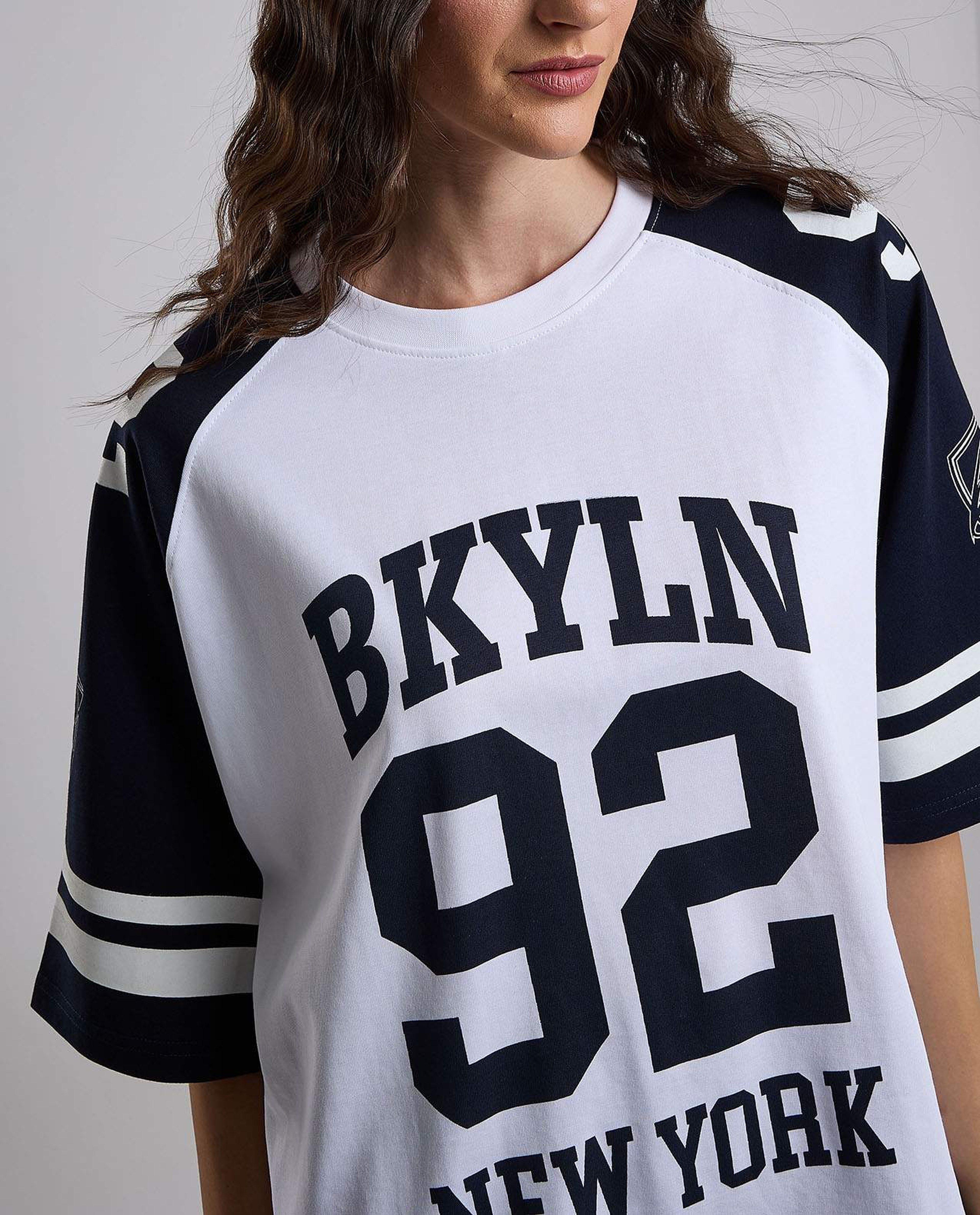 Color Block Oversized T-Shirt with Crew Neck and Short Sleeves