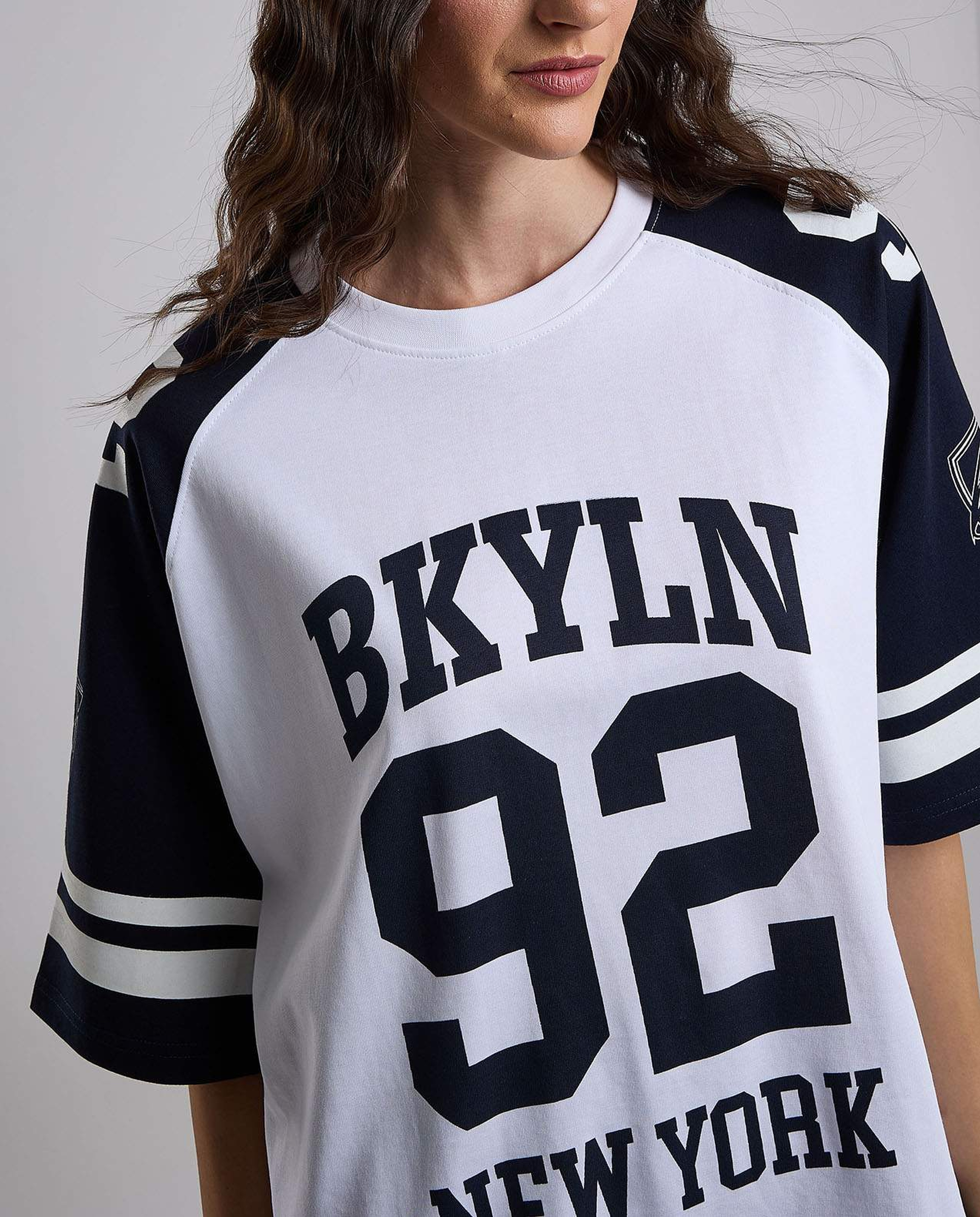 Color Block Oversized T-Shirt with Crew Neck and Short Sleeves