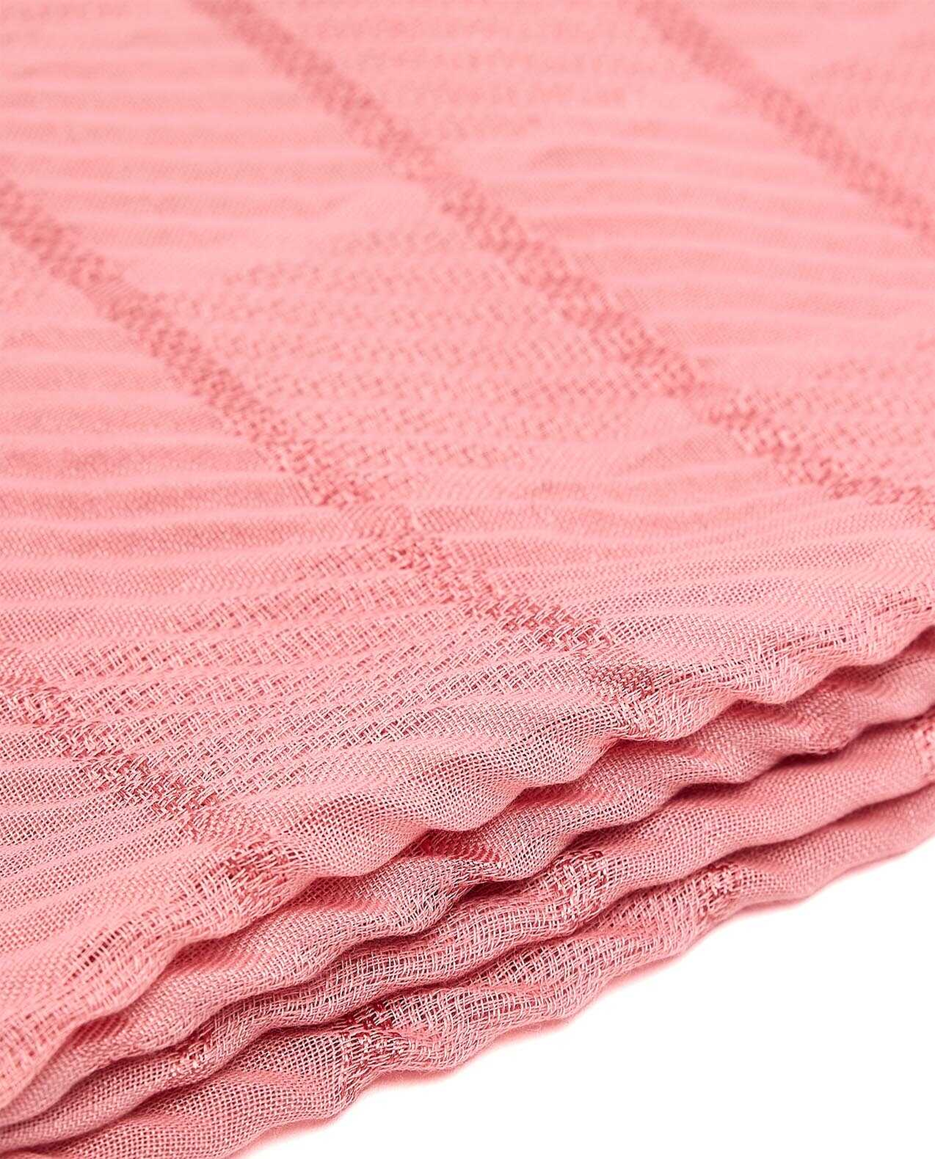 Self Patterned Scarf