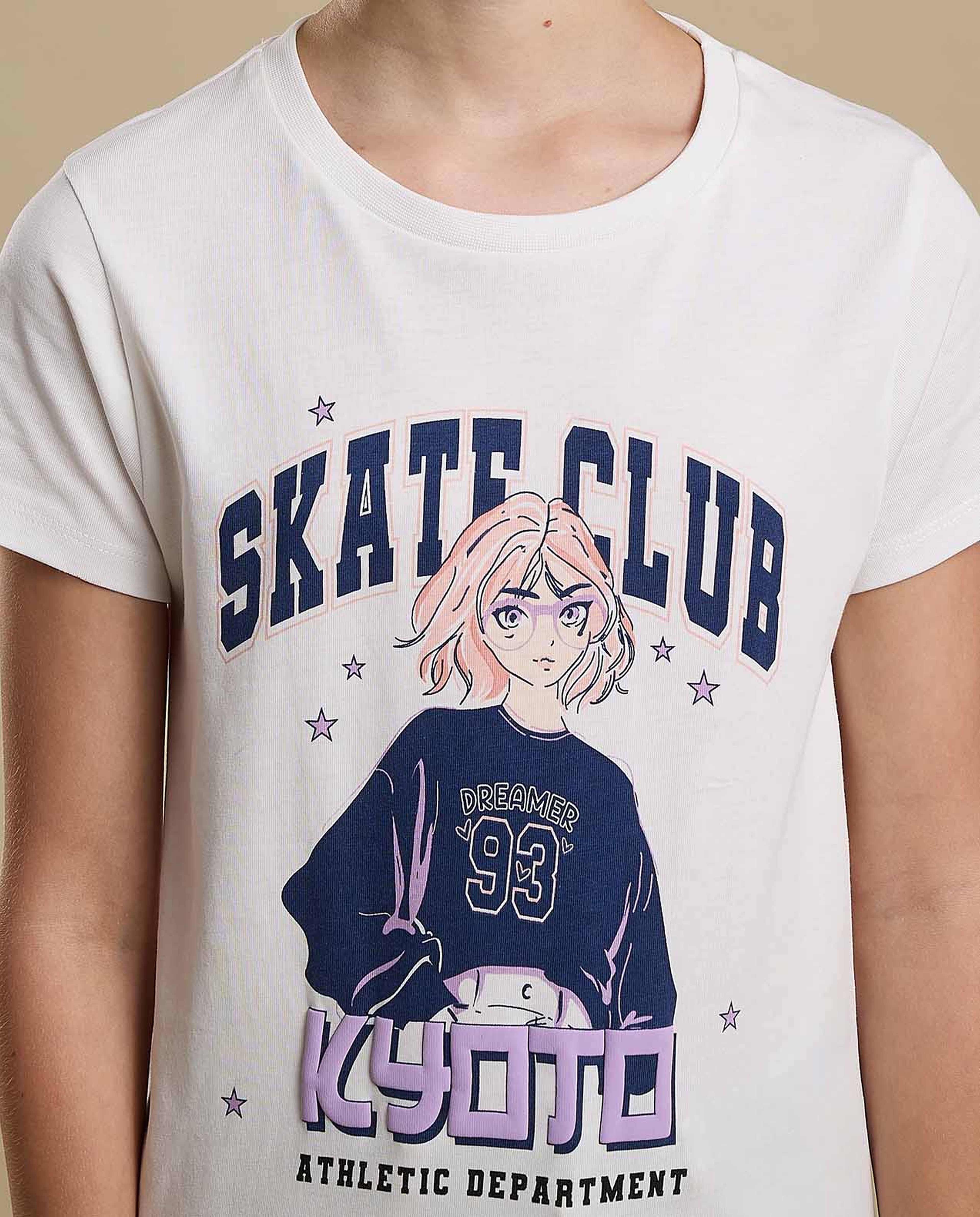 Graphic Print T-Shirt with Crew Neck and Short Sleeves