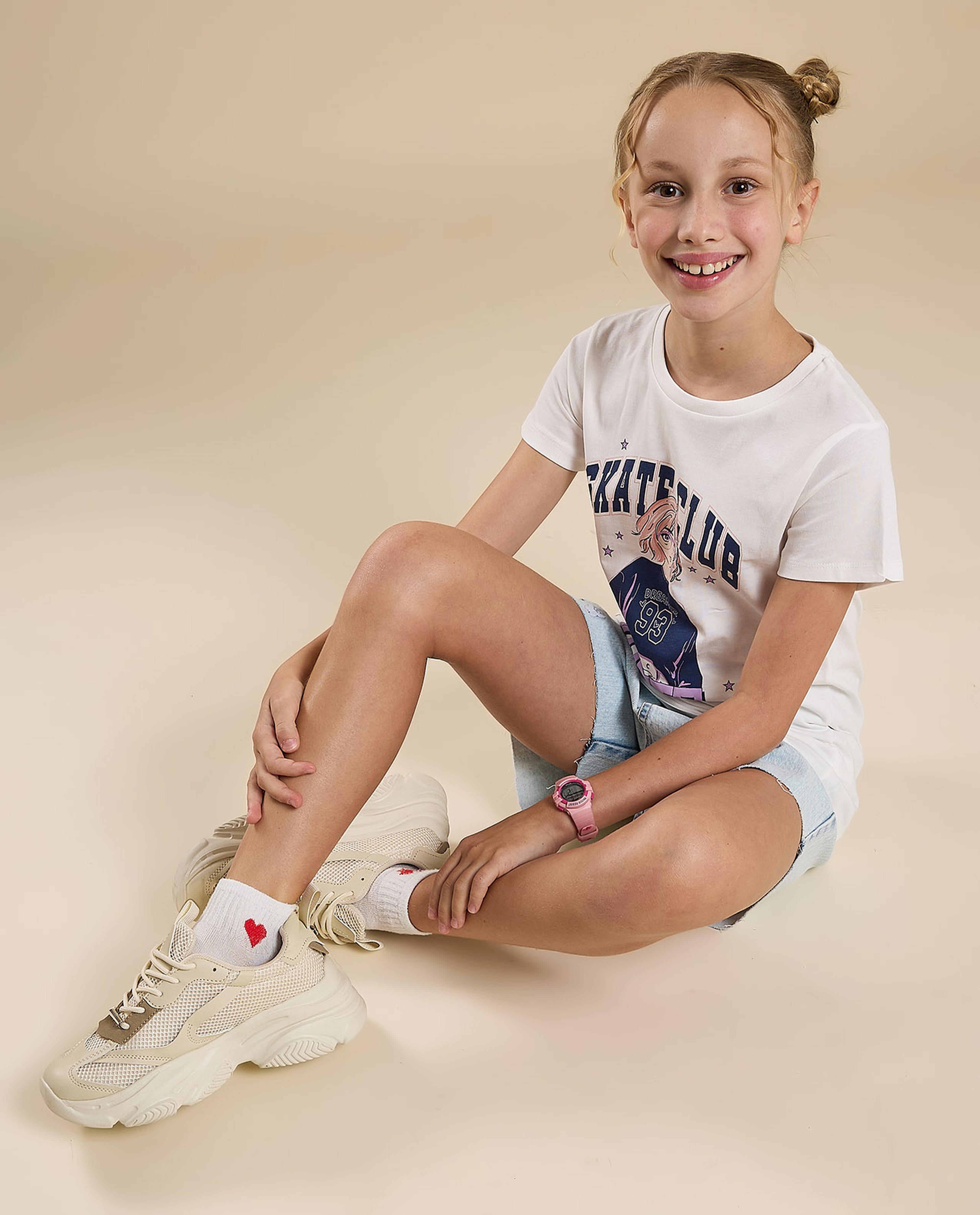 Graphic Print T-Shirt with Crew Neck and Short Sleeves