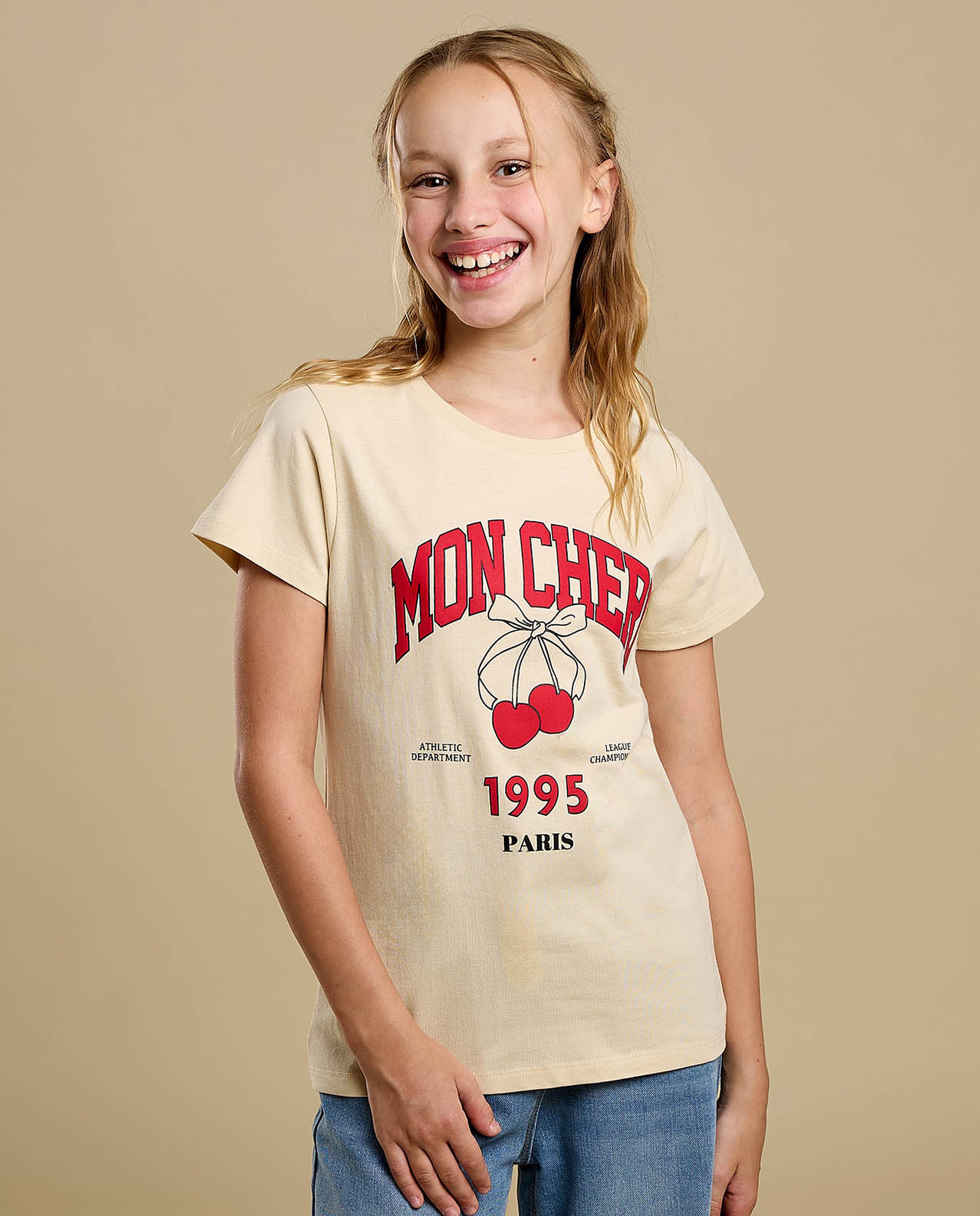 Graphic Print T-Shirt with Crew Neck and Short Sleeves