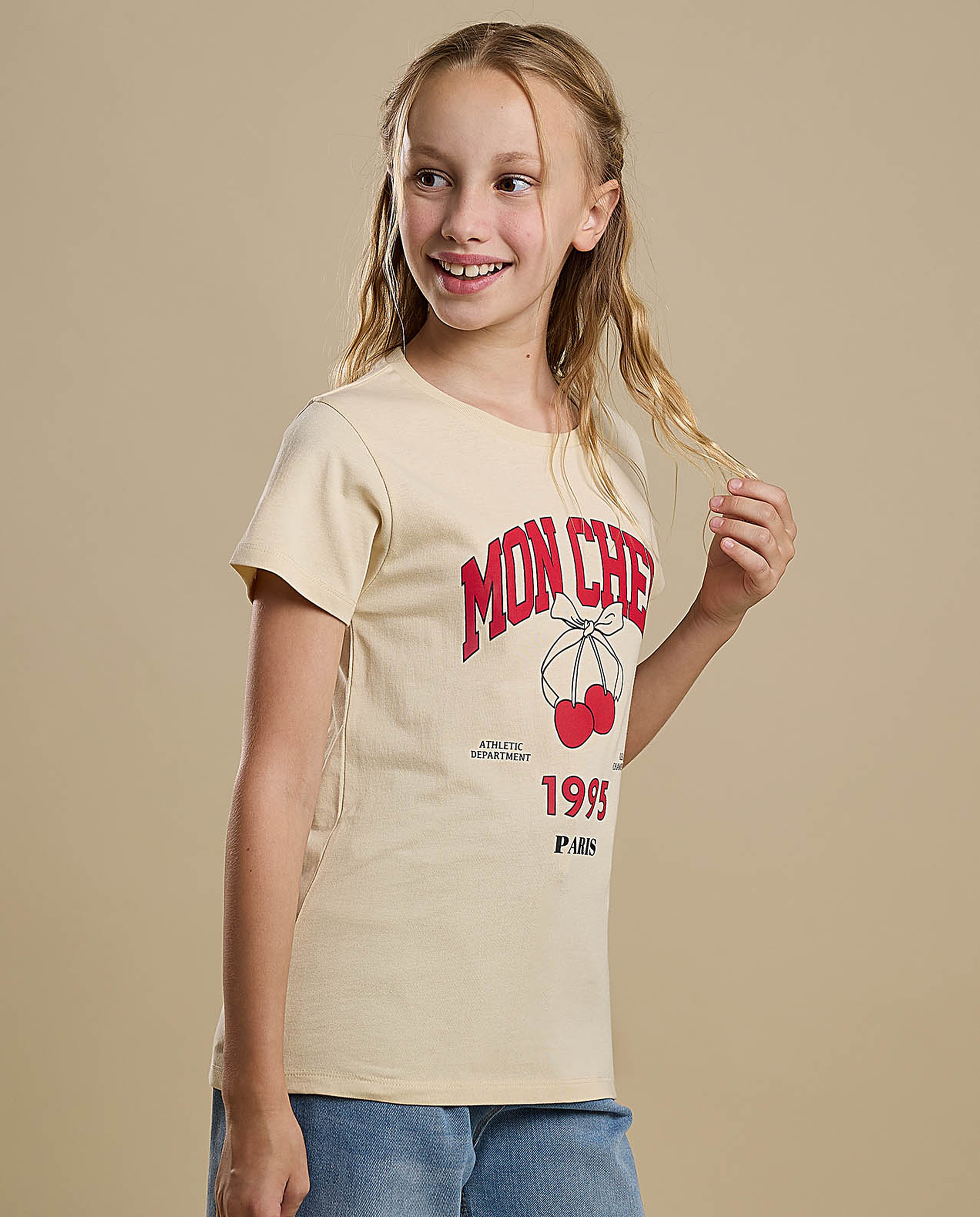 Graphic Print T-Shirt with Crew Neck and Short Sleeves