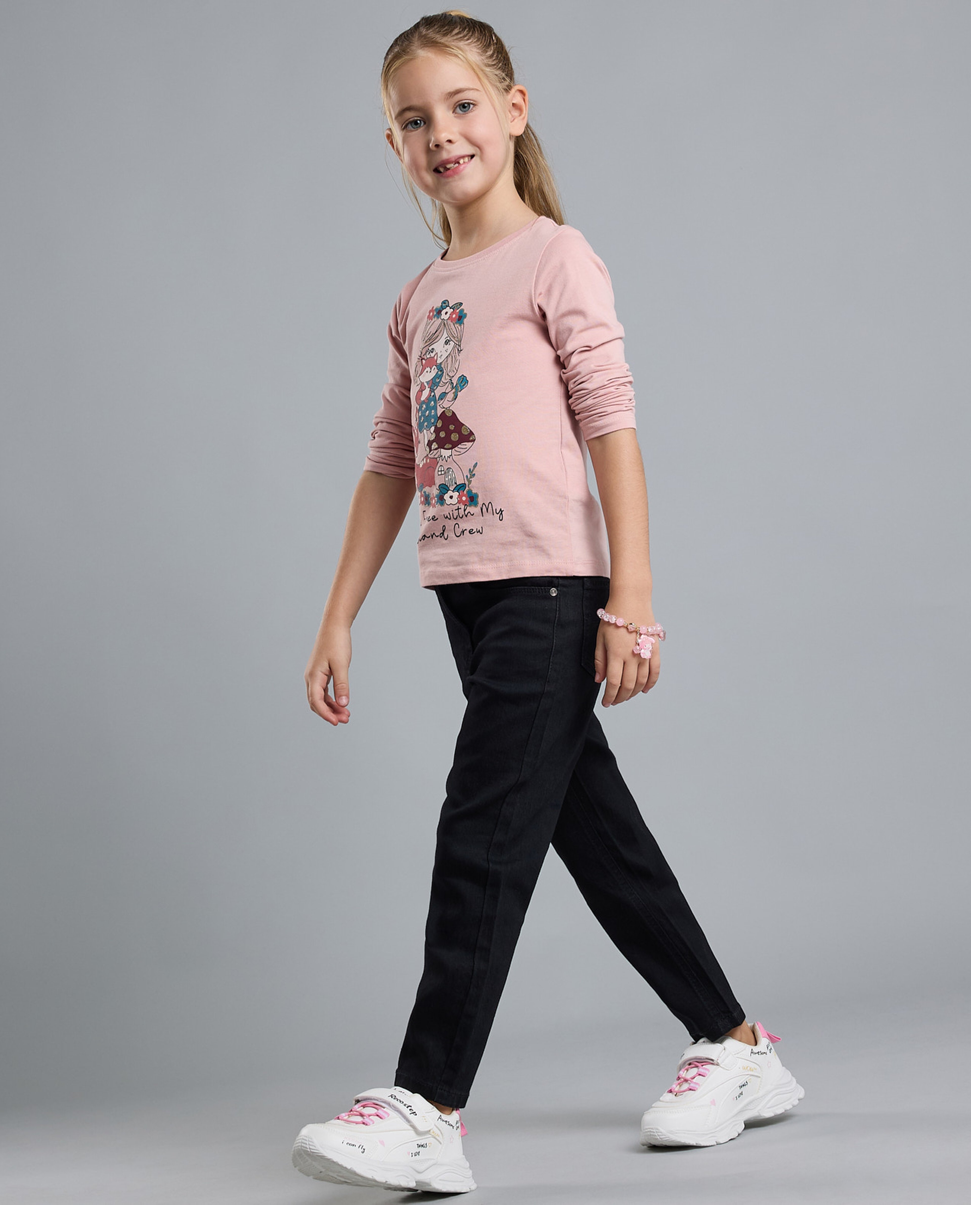 Solid Regular Fit Jeans with Button Closure