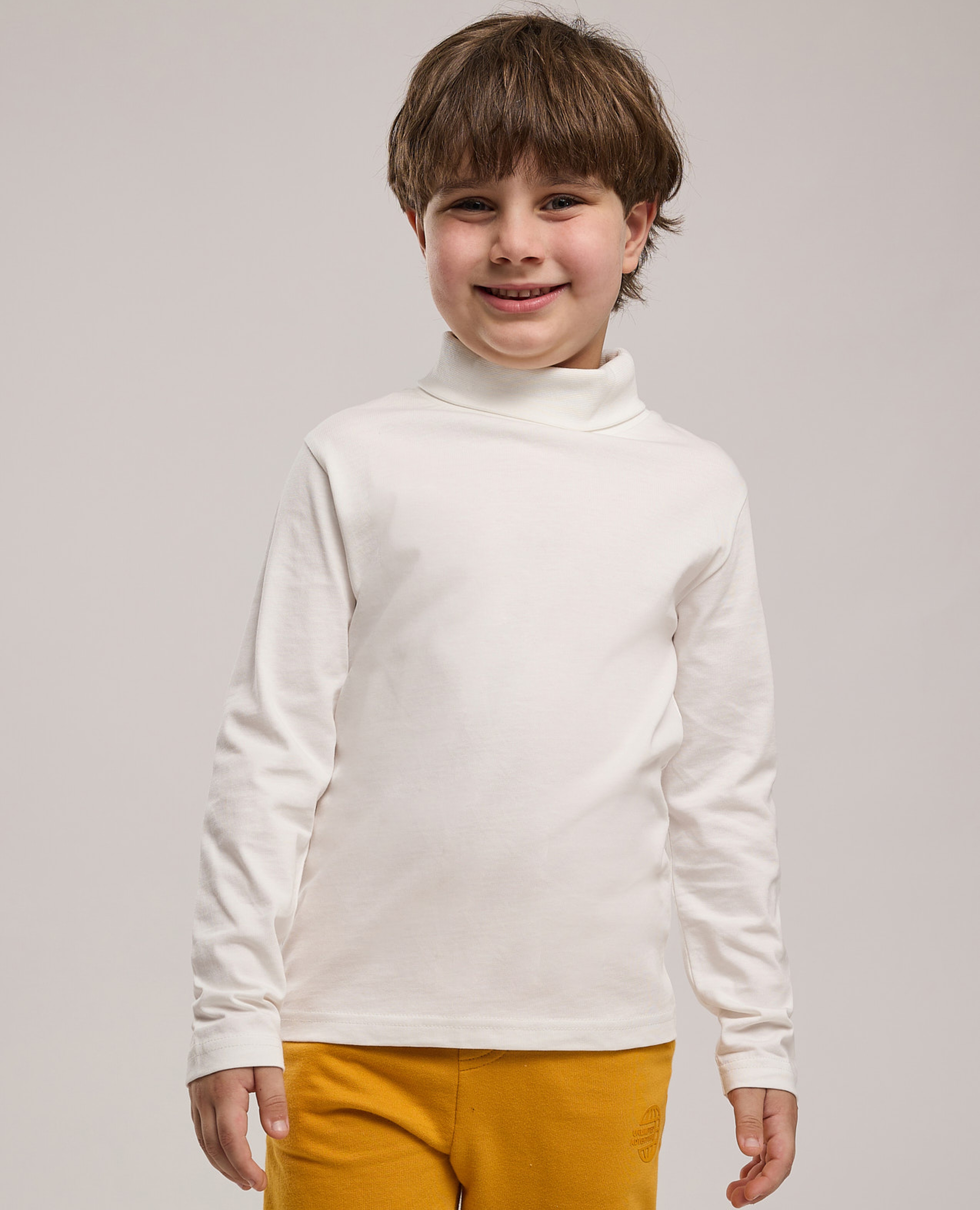 تيشيرت  برقبة عالية وأكمام طويلة