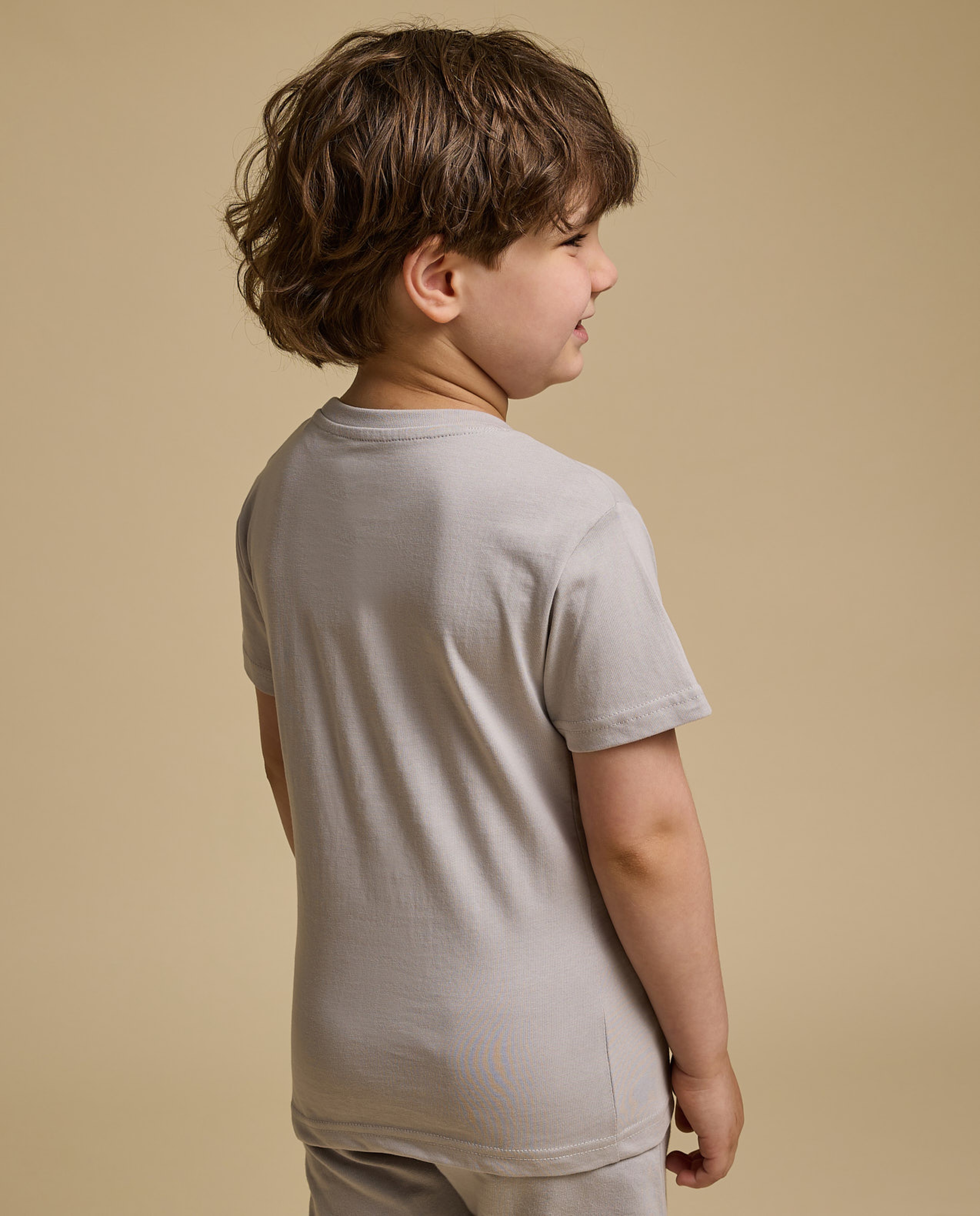 Graphic Print T-Shirt with Crew Neck and Short Sleeves