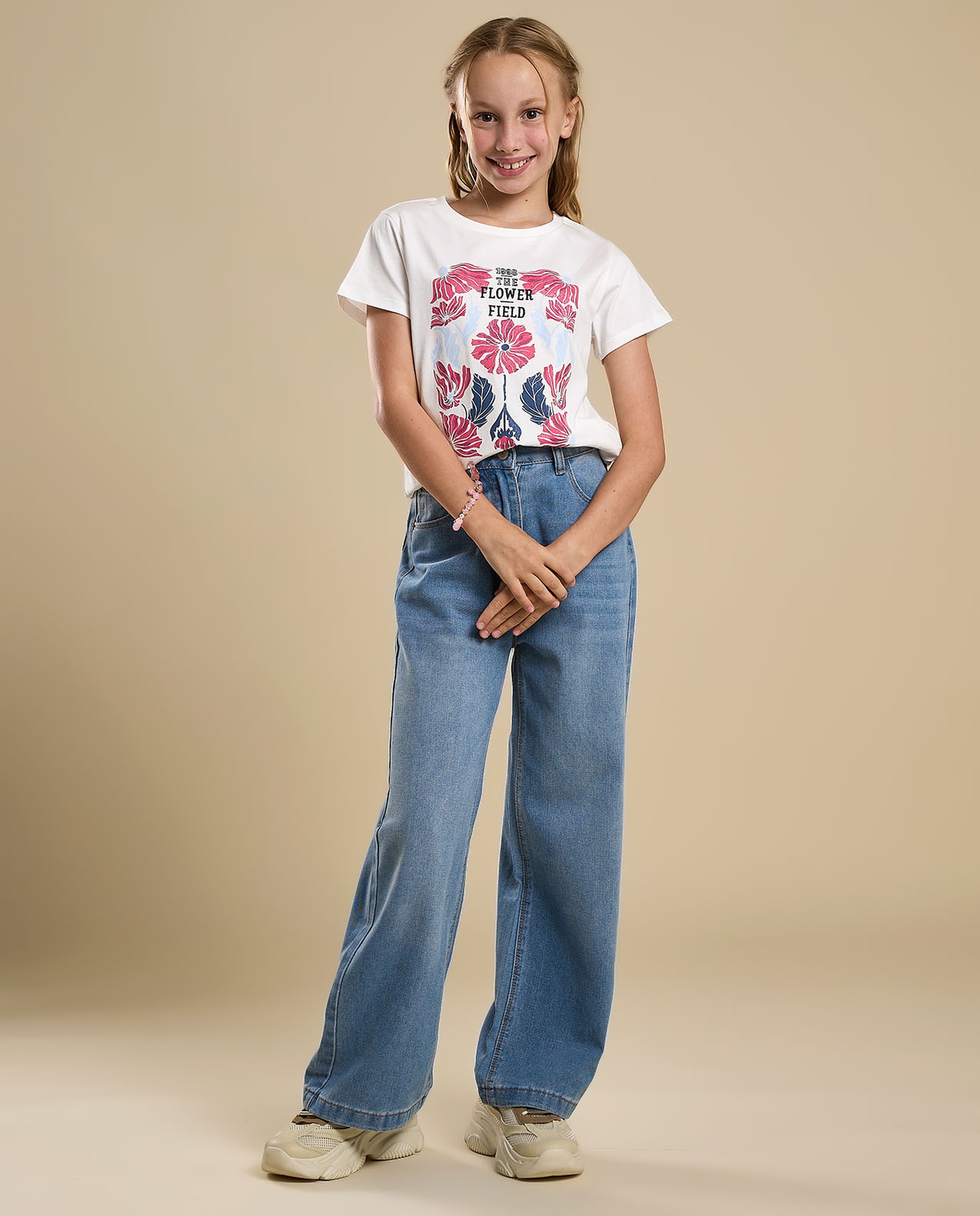 Graphic Print T-Shirt with Crew Neck and Short Sleeves