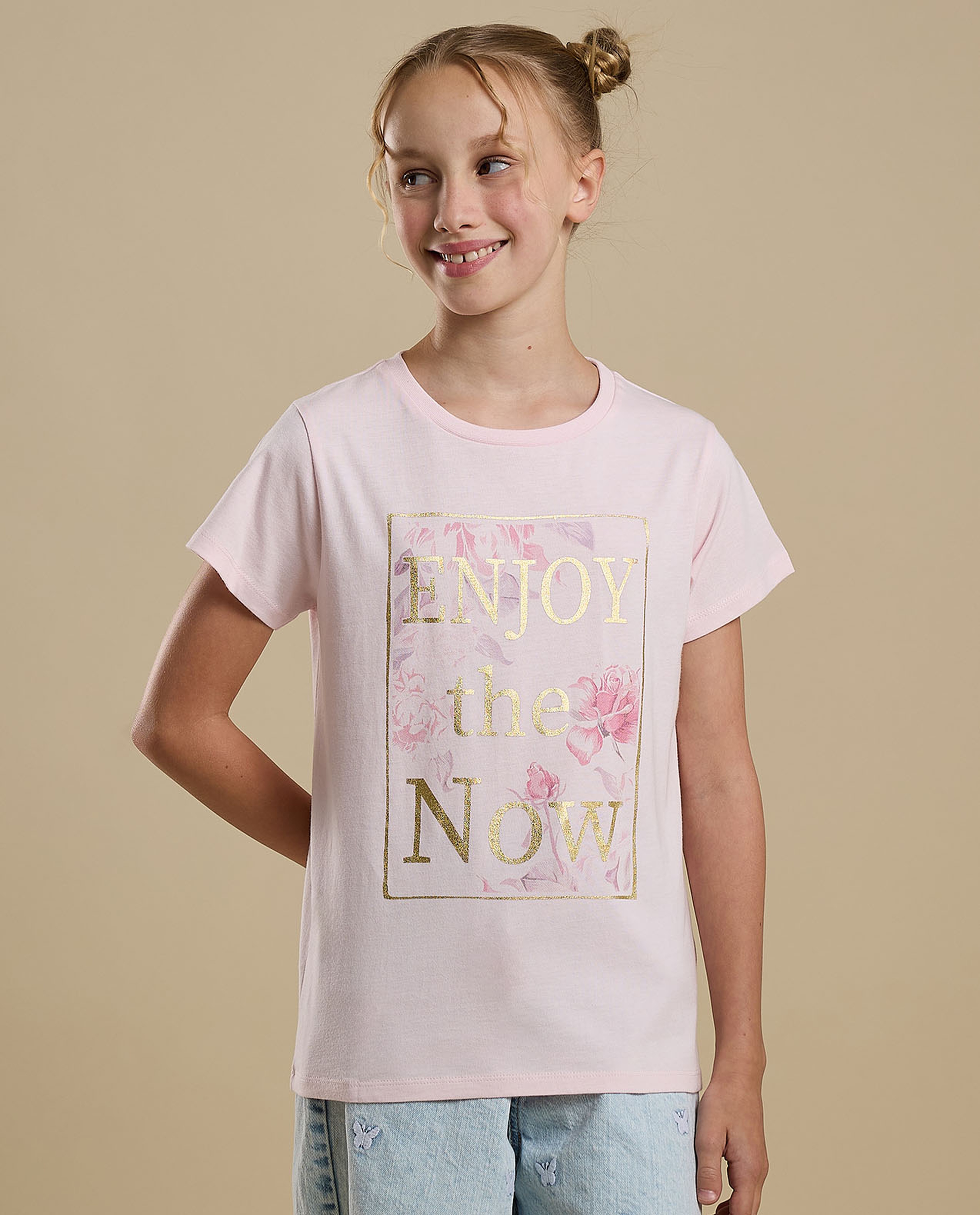 Graphic Print T-Shirt with Crew Neck and Short Sleeves