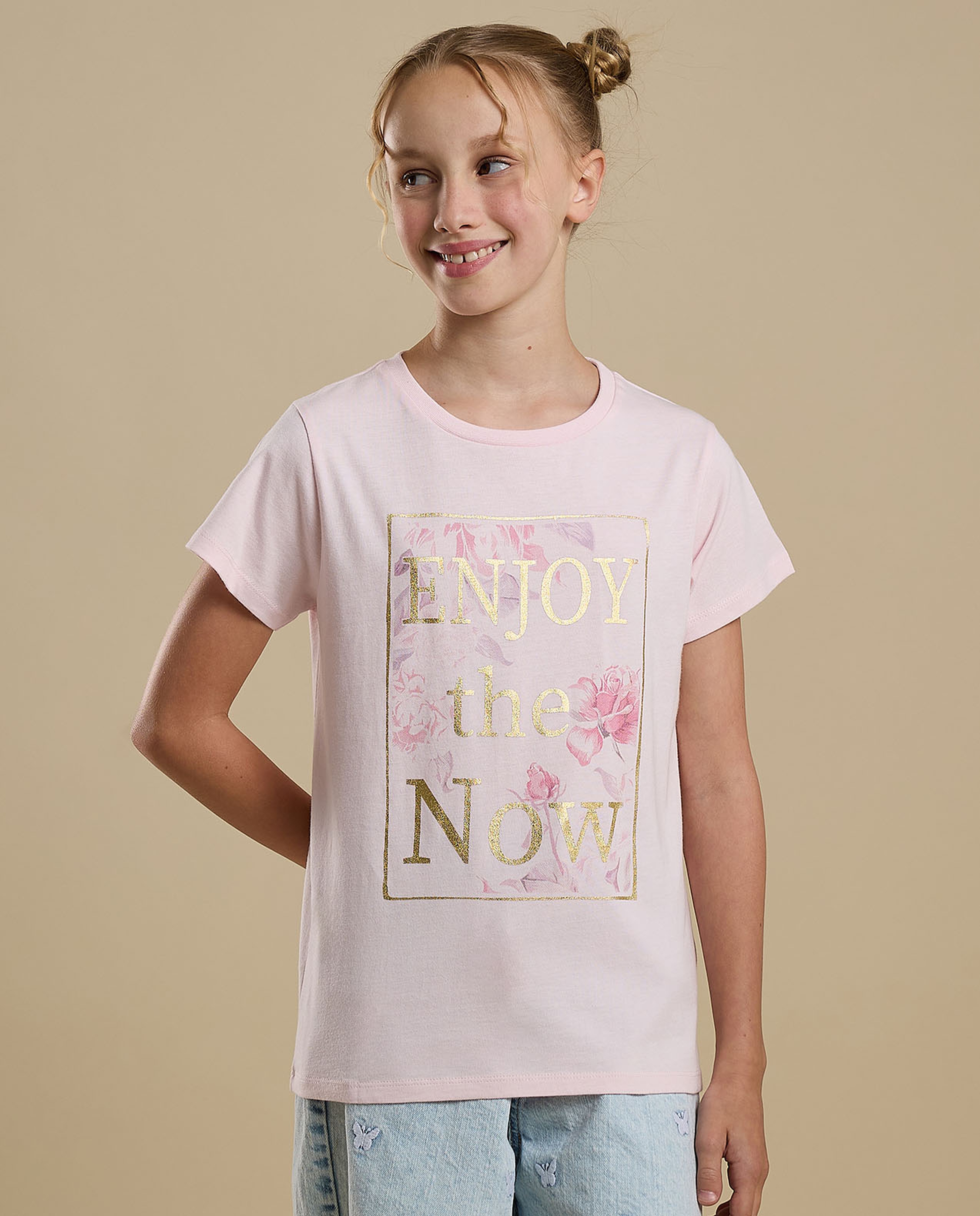 Graphic Print T-Shirt with Crew Neck and Short Sleeves