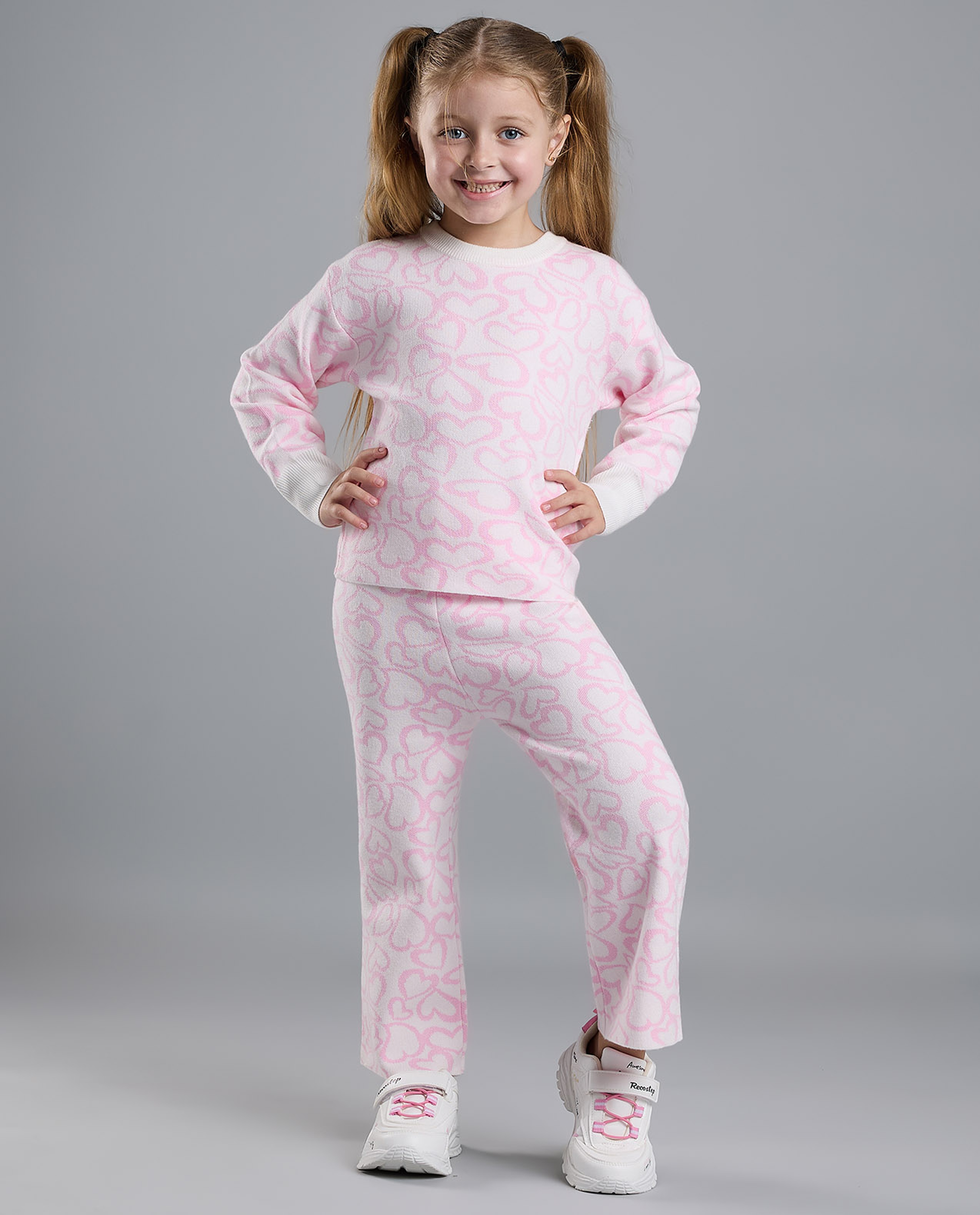 Heart Patterned Clothing Set