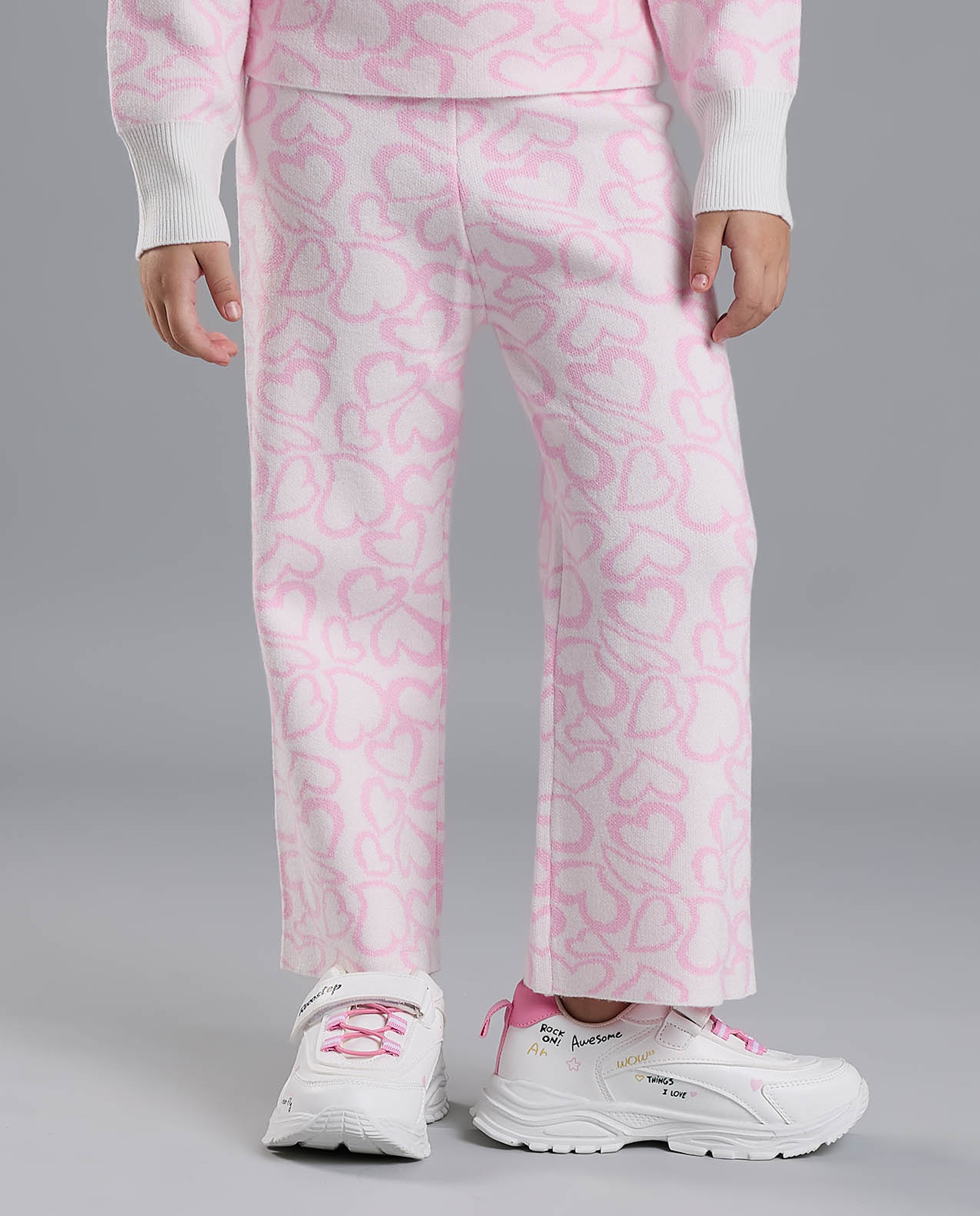 Heart Patterned Clothing Set