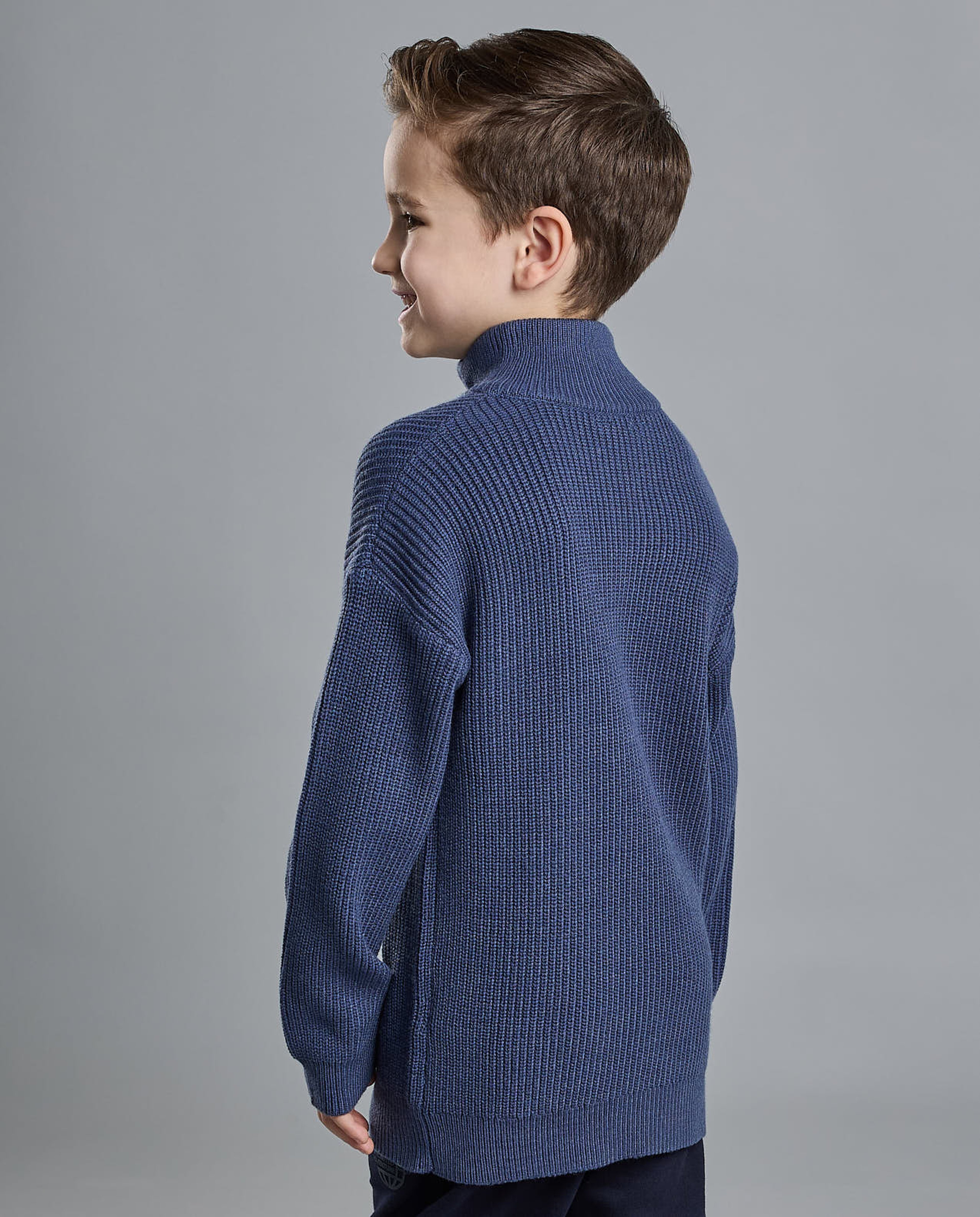 Color Block Sweater with High Neck and Long Sleeves