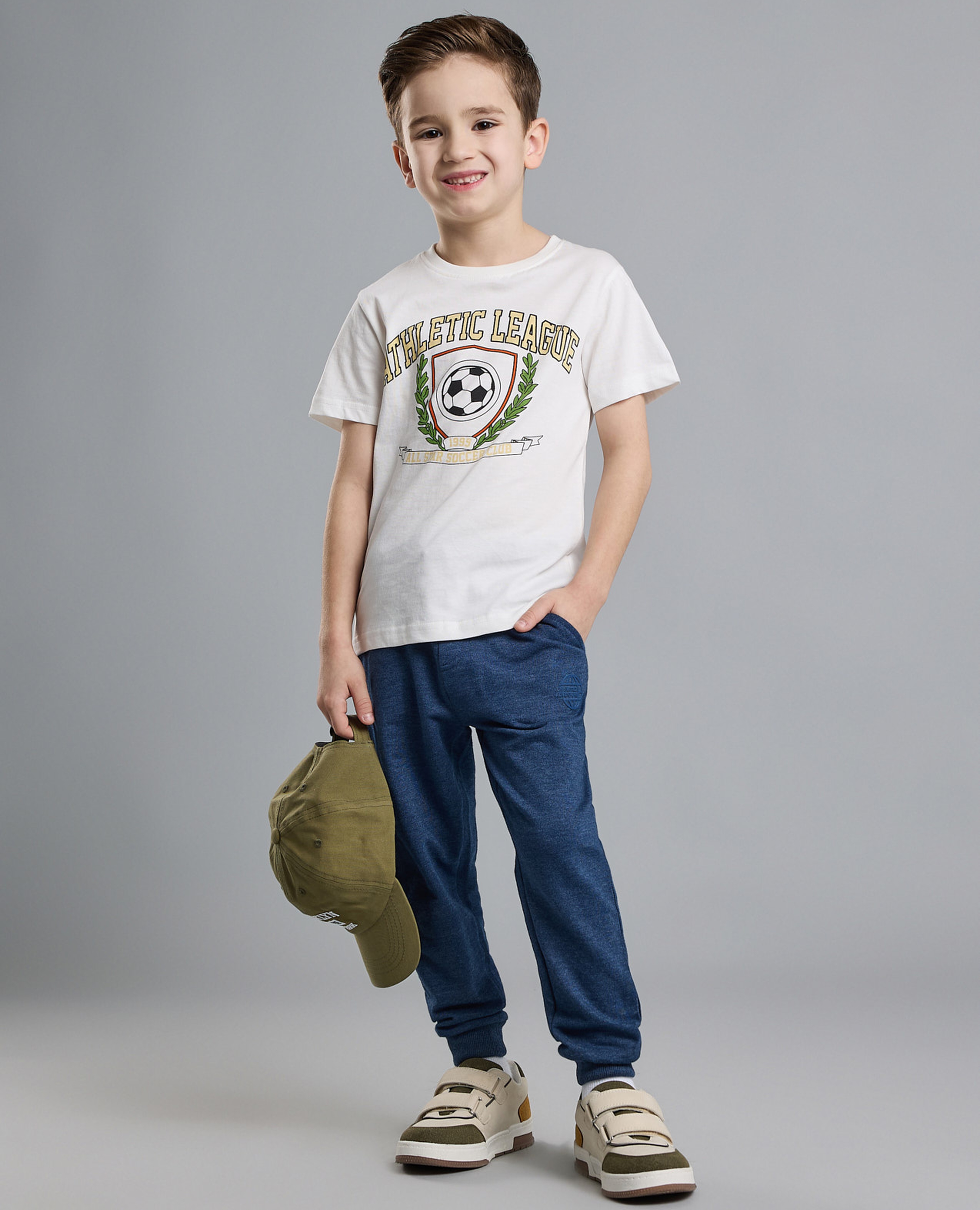 Graphic Print T-Shirt with Crew Neck and Short Sleeves