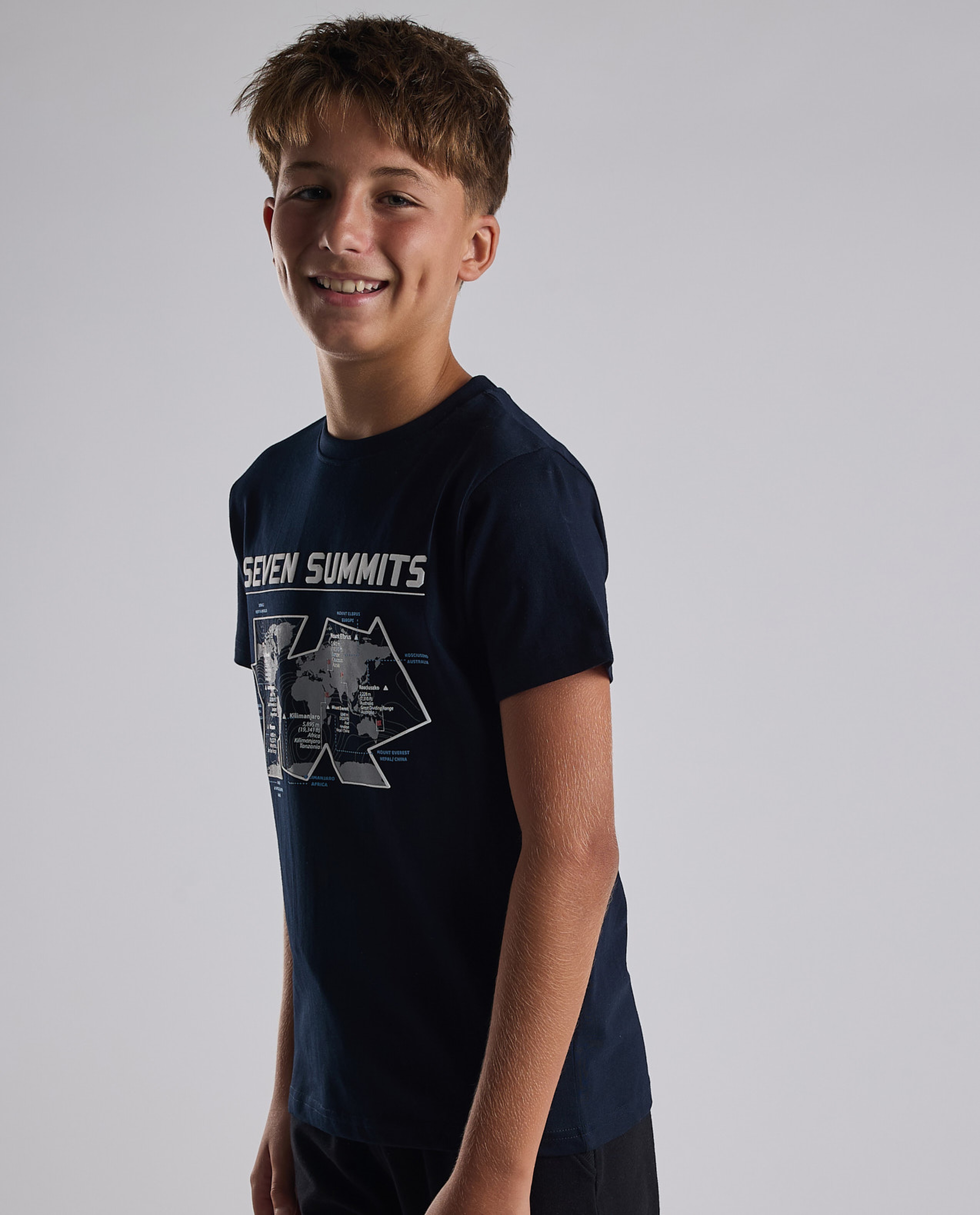 Graphic Print T-Shirt with Crew Neck and Short Sleeves