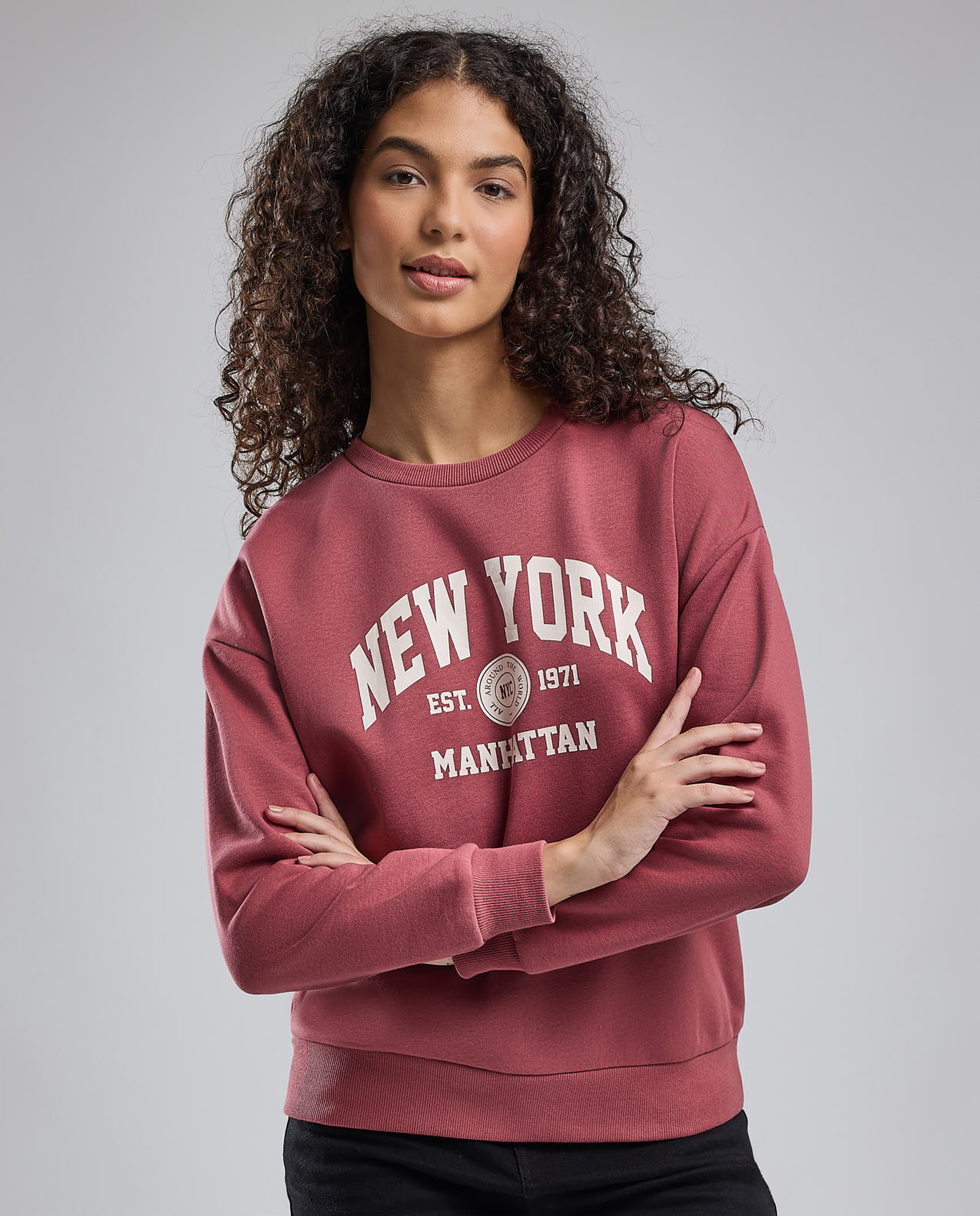 Typography Print Sweatshirt with Crew Neck and Long Sleeves