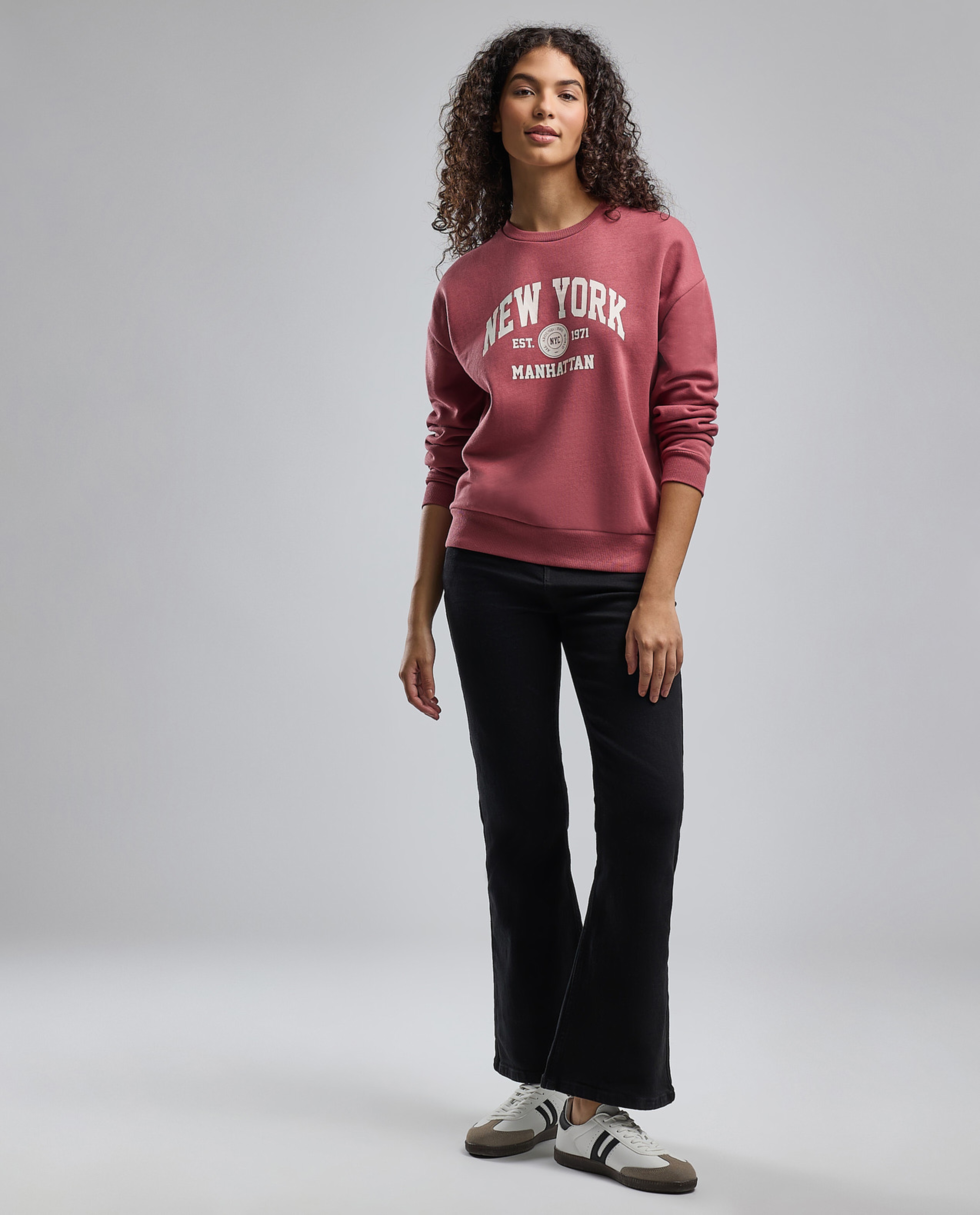 Typography Print Sweatshirt with Crew Neck and Long Sleeves