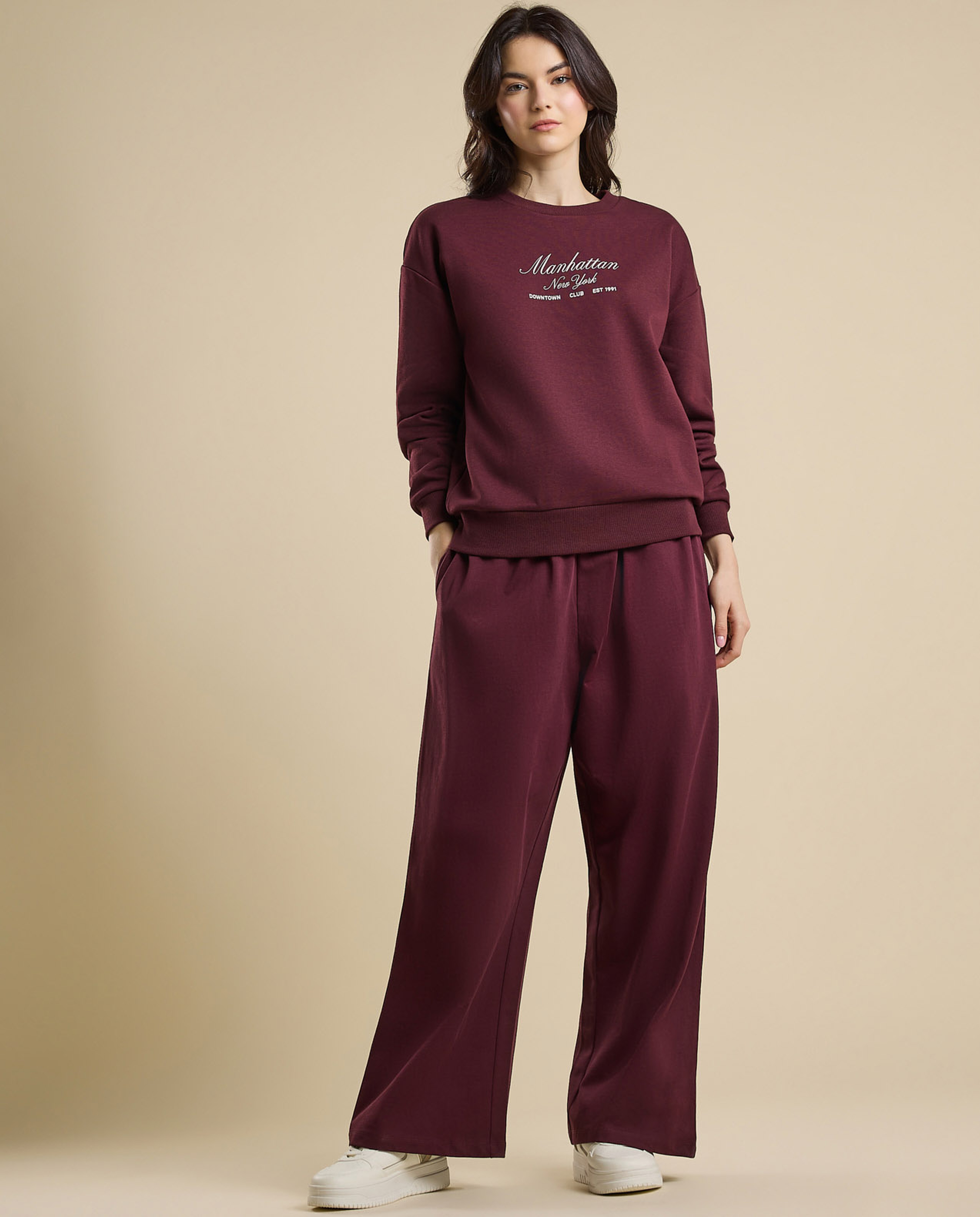 Typography Print Sweatshirt with Crew Neck and Long Sleeves