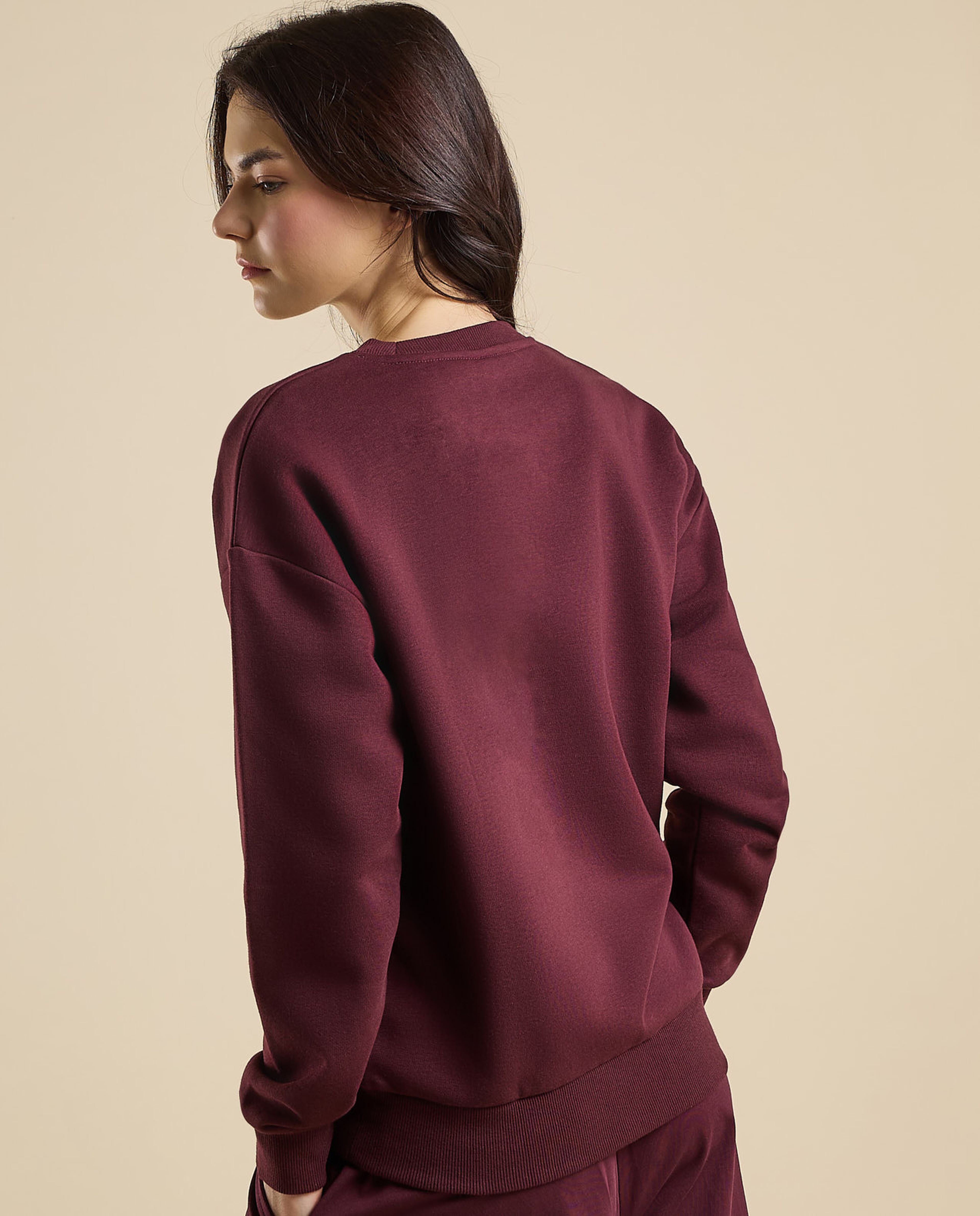 Typography Print Sweatshirt with Crew Neck and Long Sleeves