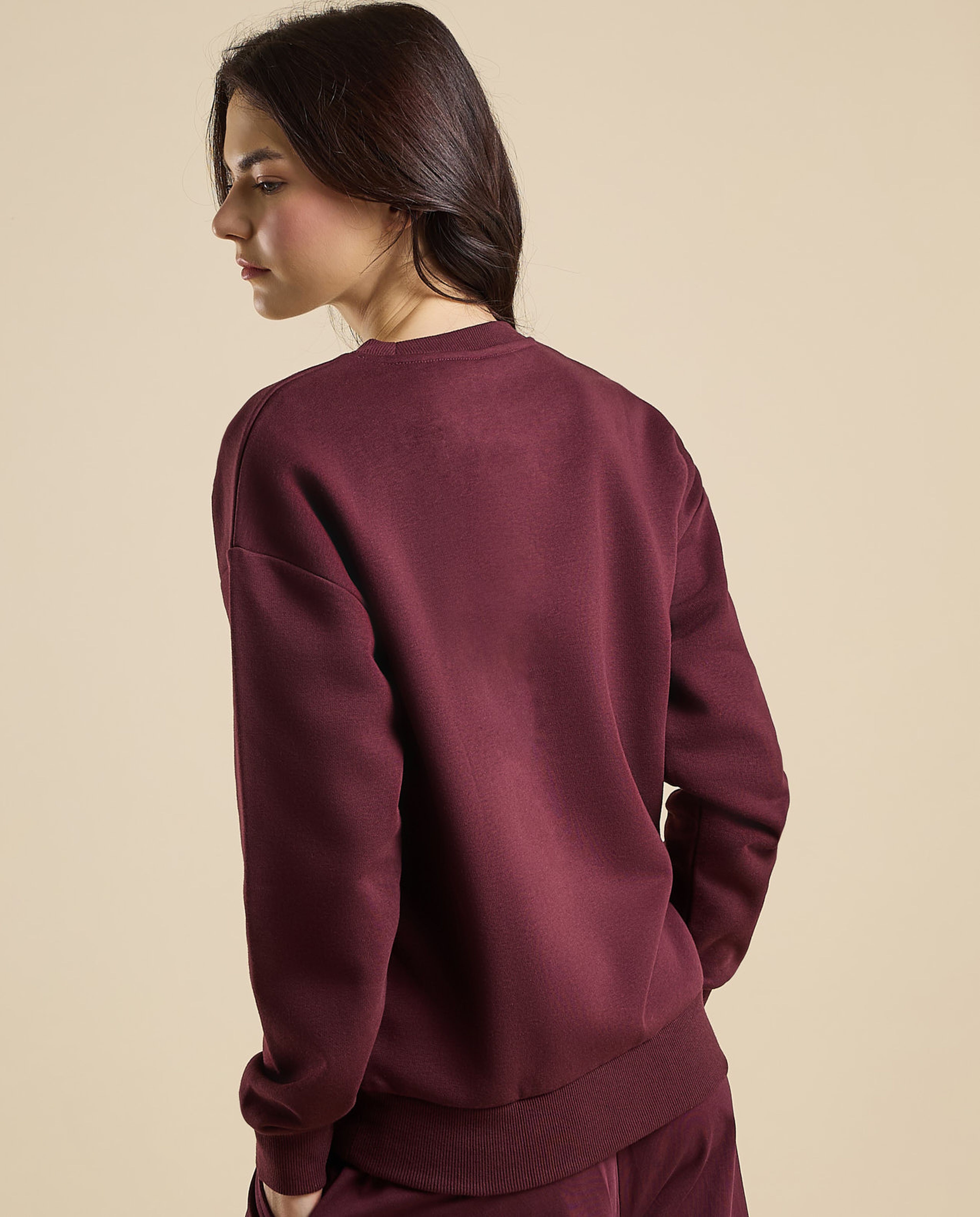 Typography Print Sweatshirt with Crew Neck and Long Sleeves