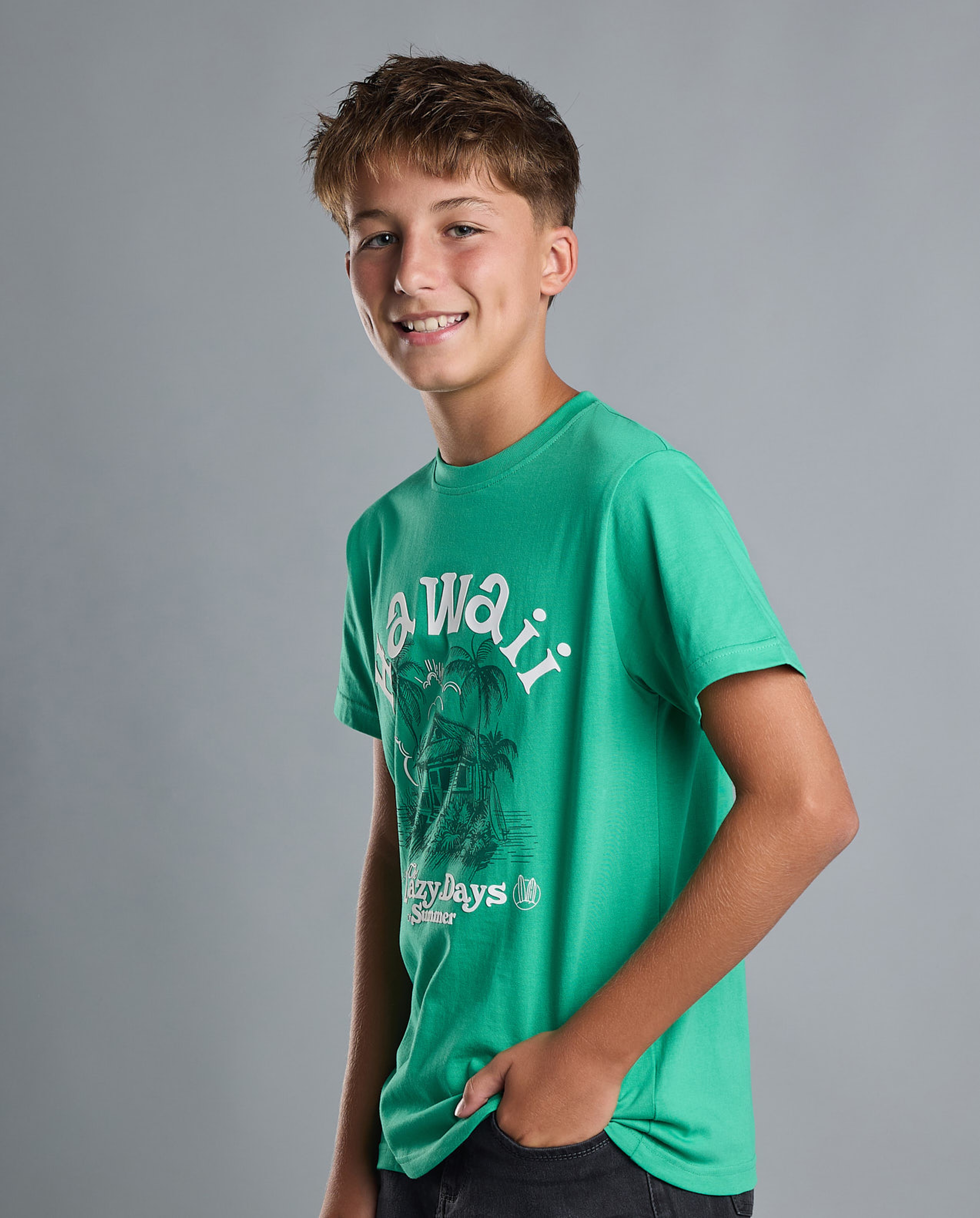 Graphic Print T-Shirt with Crew Neck and Short Sleeves