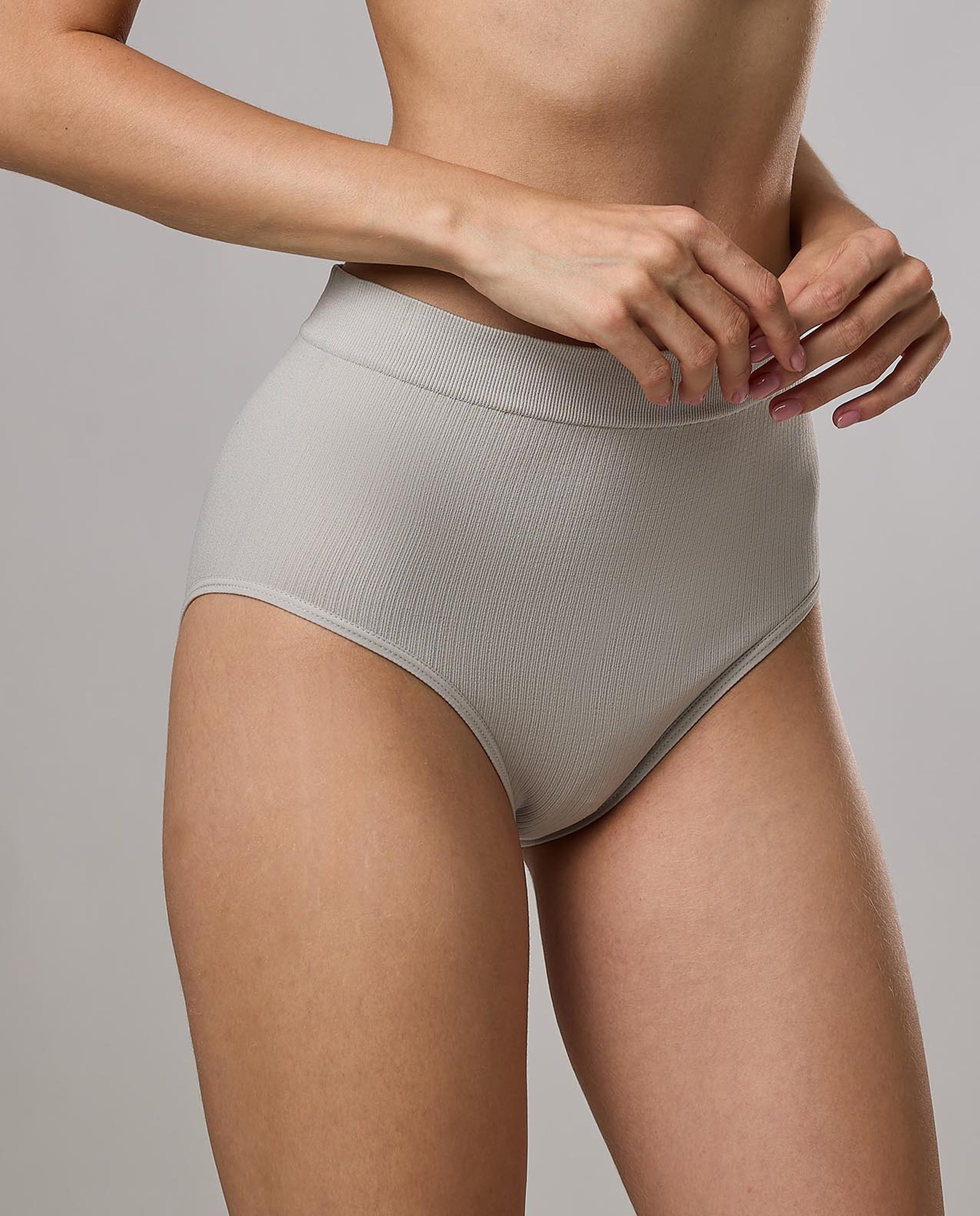 3 Solid Hipster Briefs