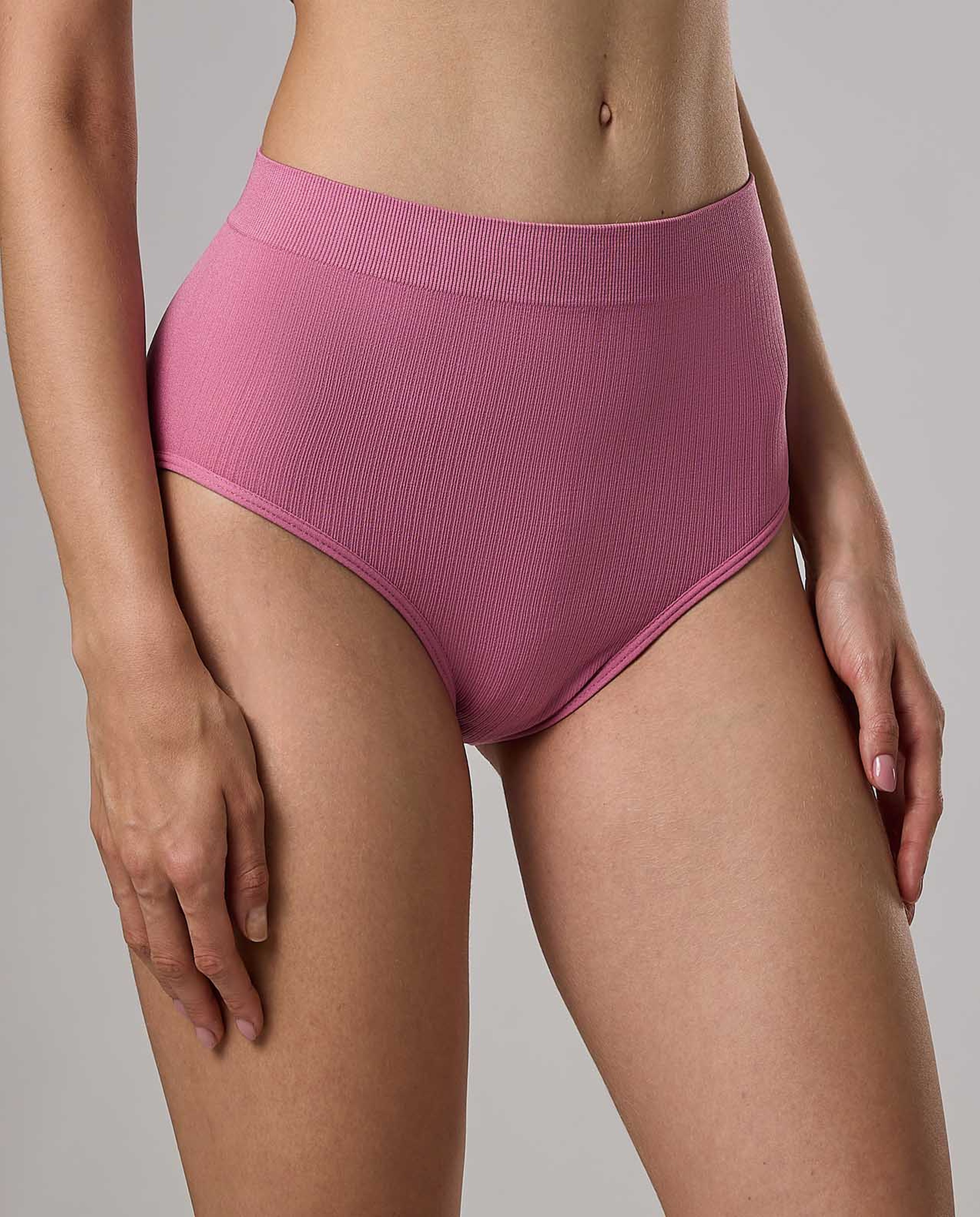 3 Solid Hipster Briefs