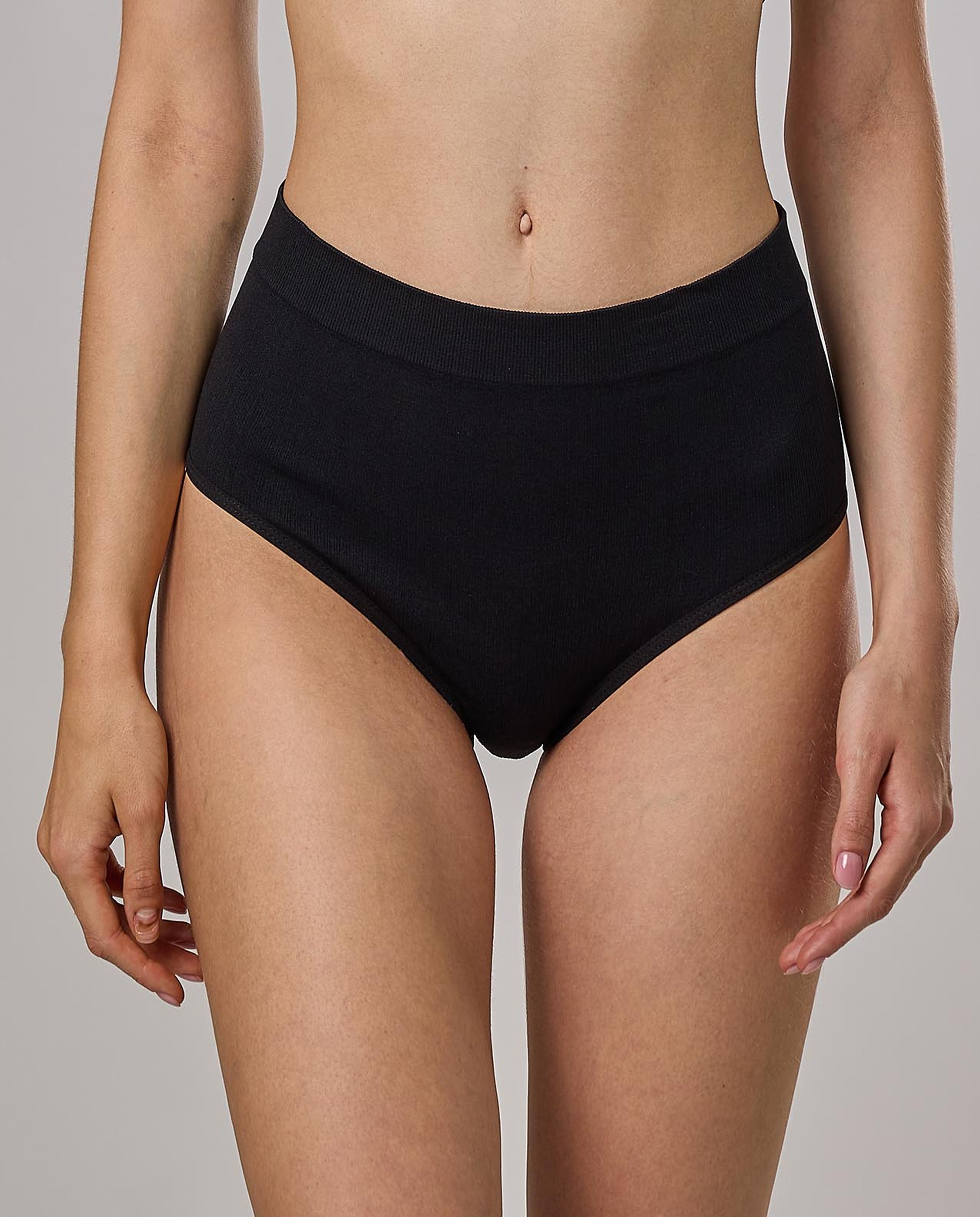 3 Solid Hipster Briefs