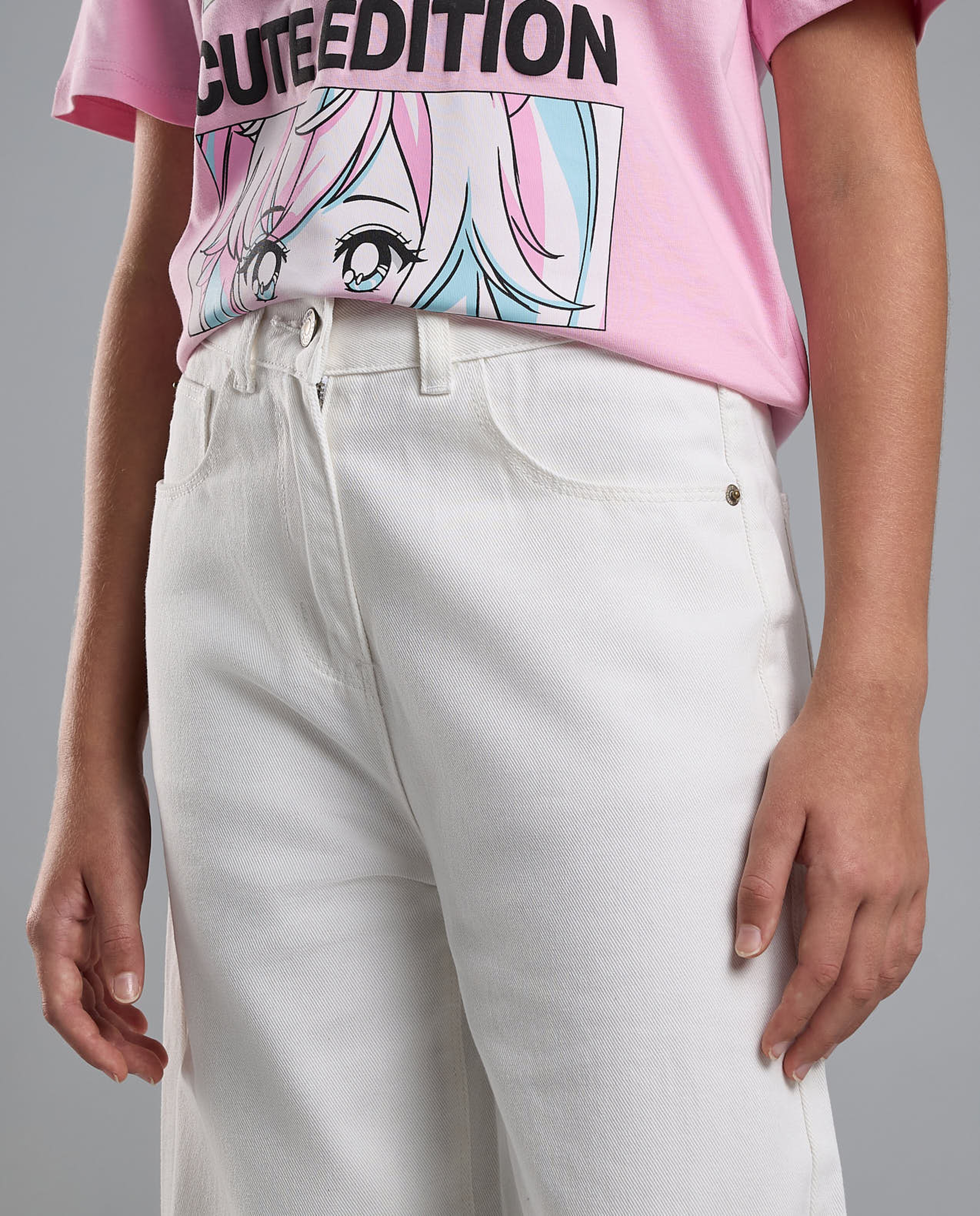 Solid Wide Leg Jeans with Button Closure