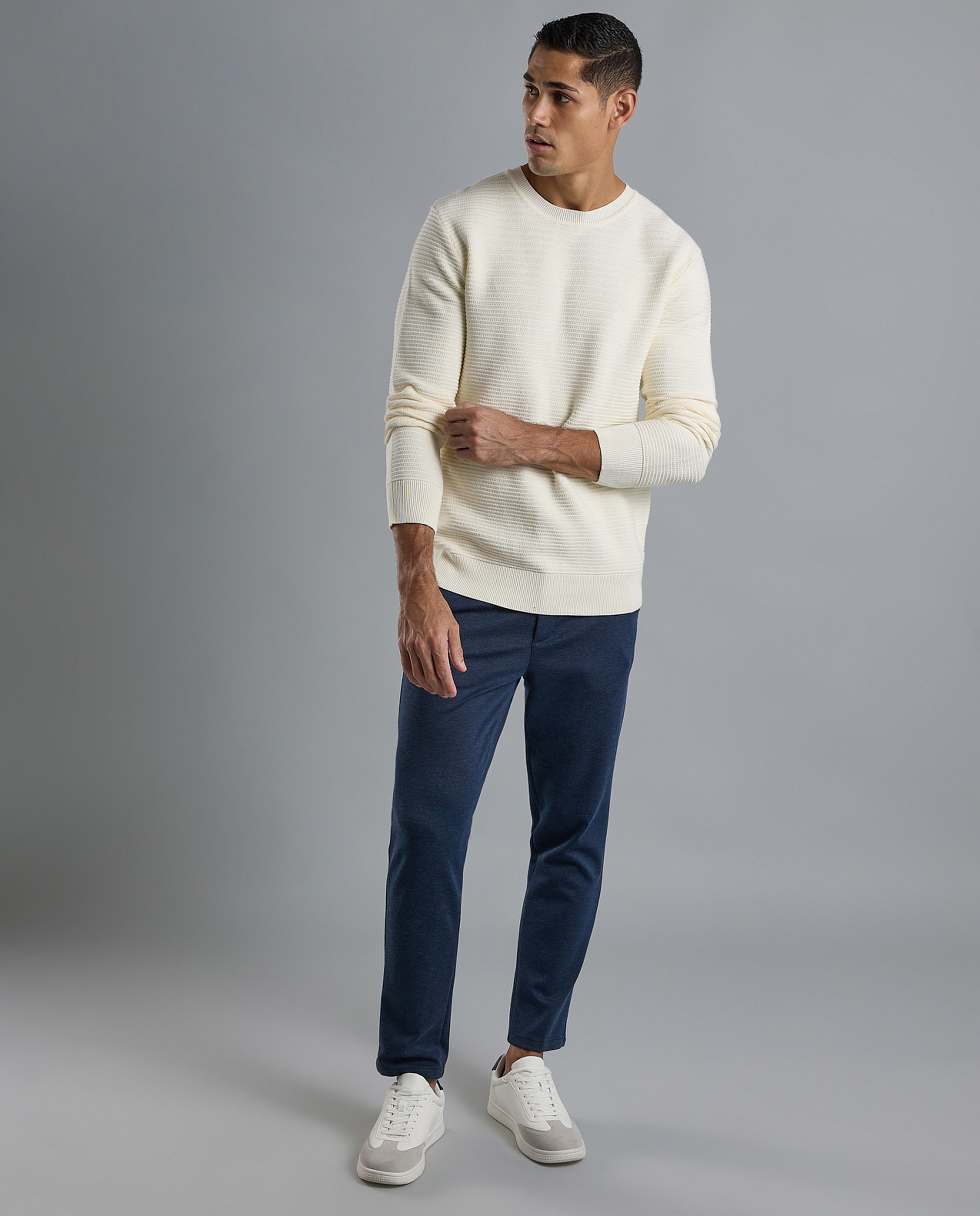 Textured Sweater with Crew Neck and Long Sleeves