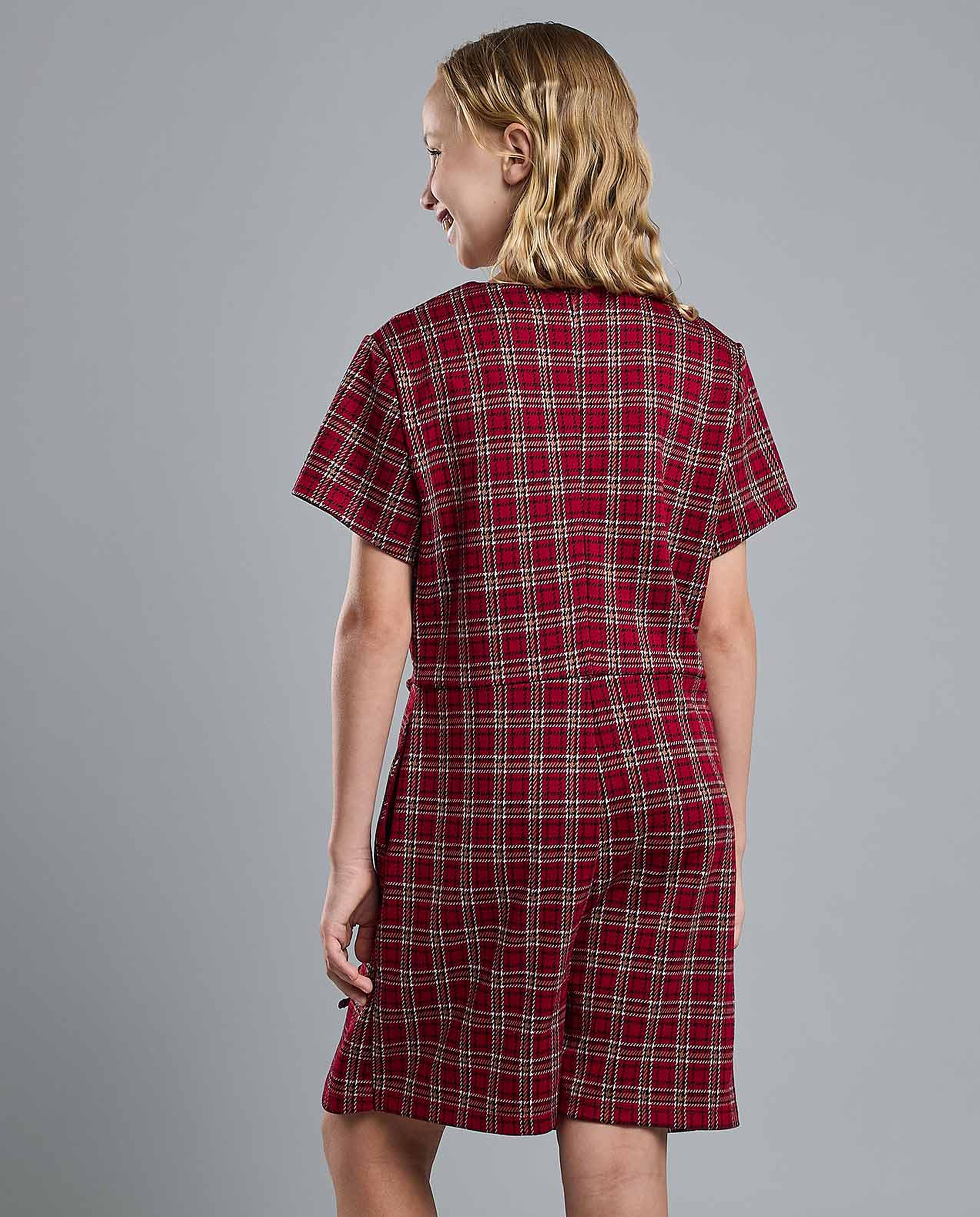 Plaid Shift Dress with Round Neck and Short Sleeves