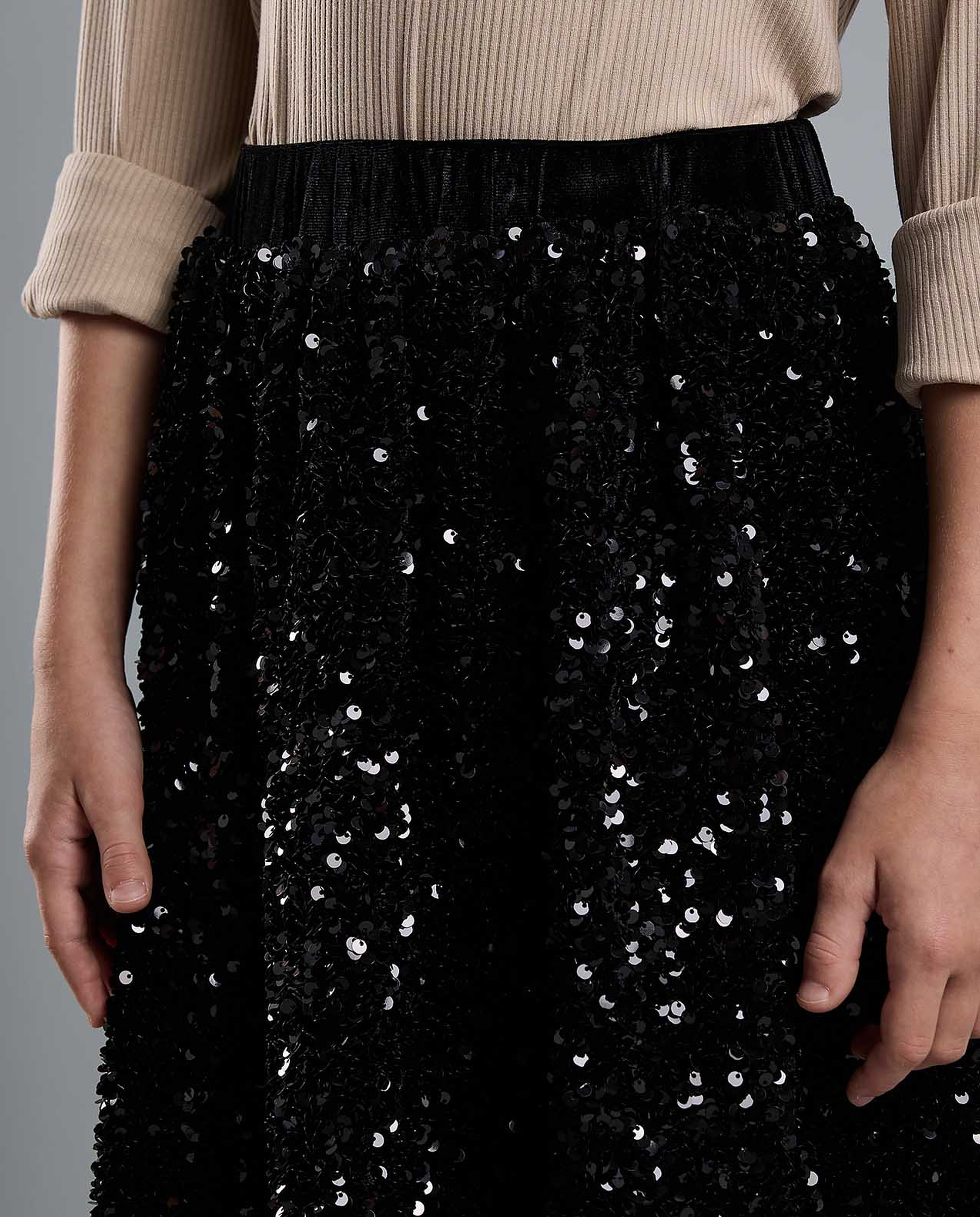 Sequined Skirt with Elastic Waist