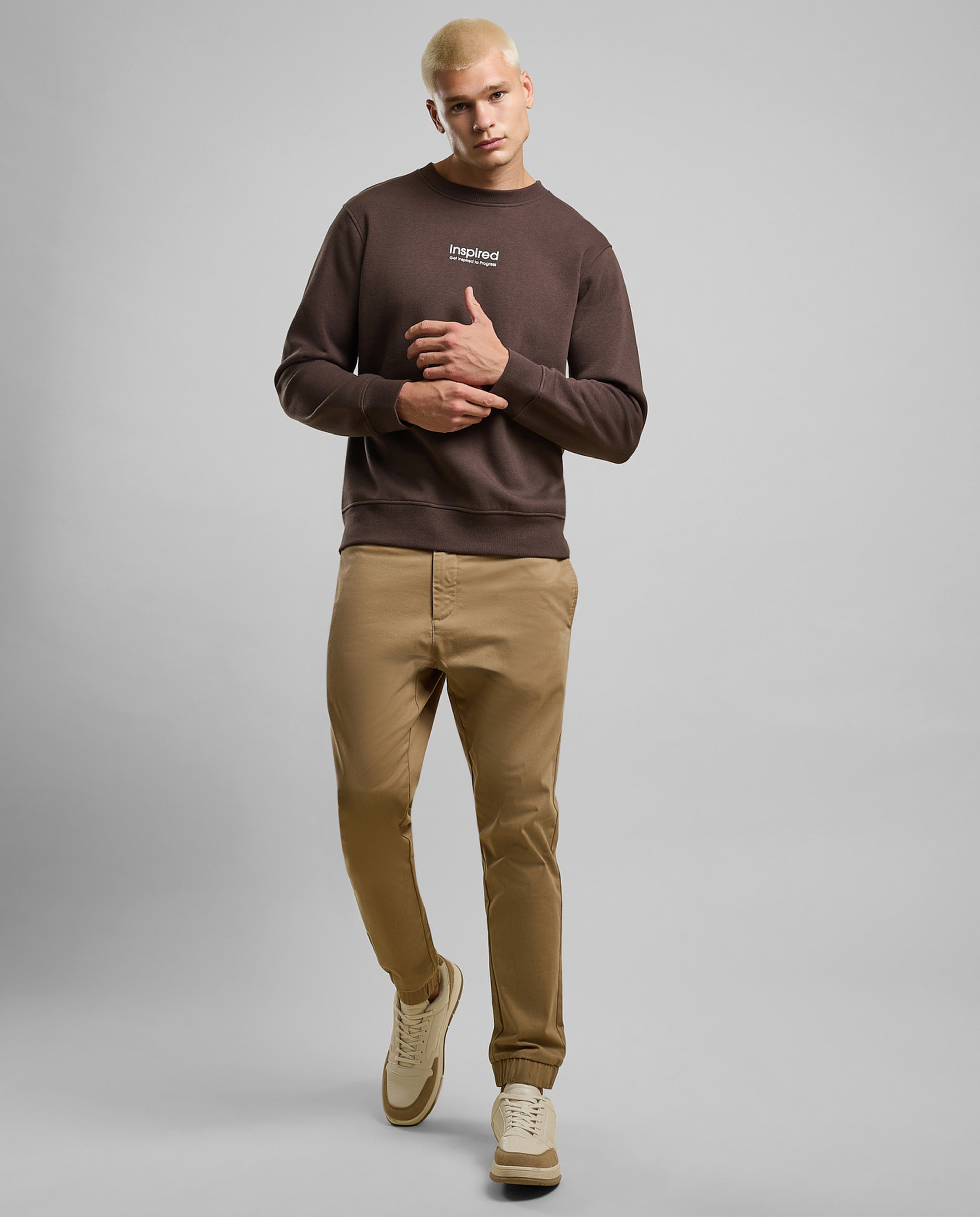 Typography Print Sweatshirt with Crew Neck and Long Sleeves