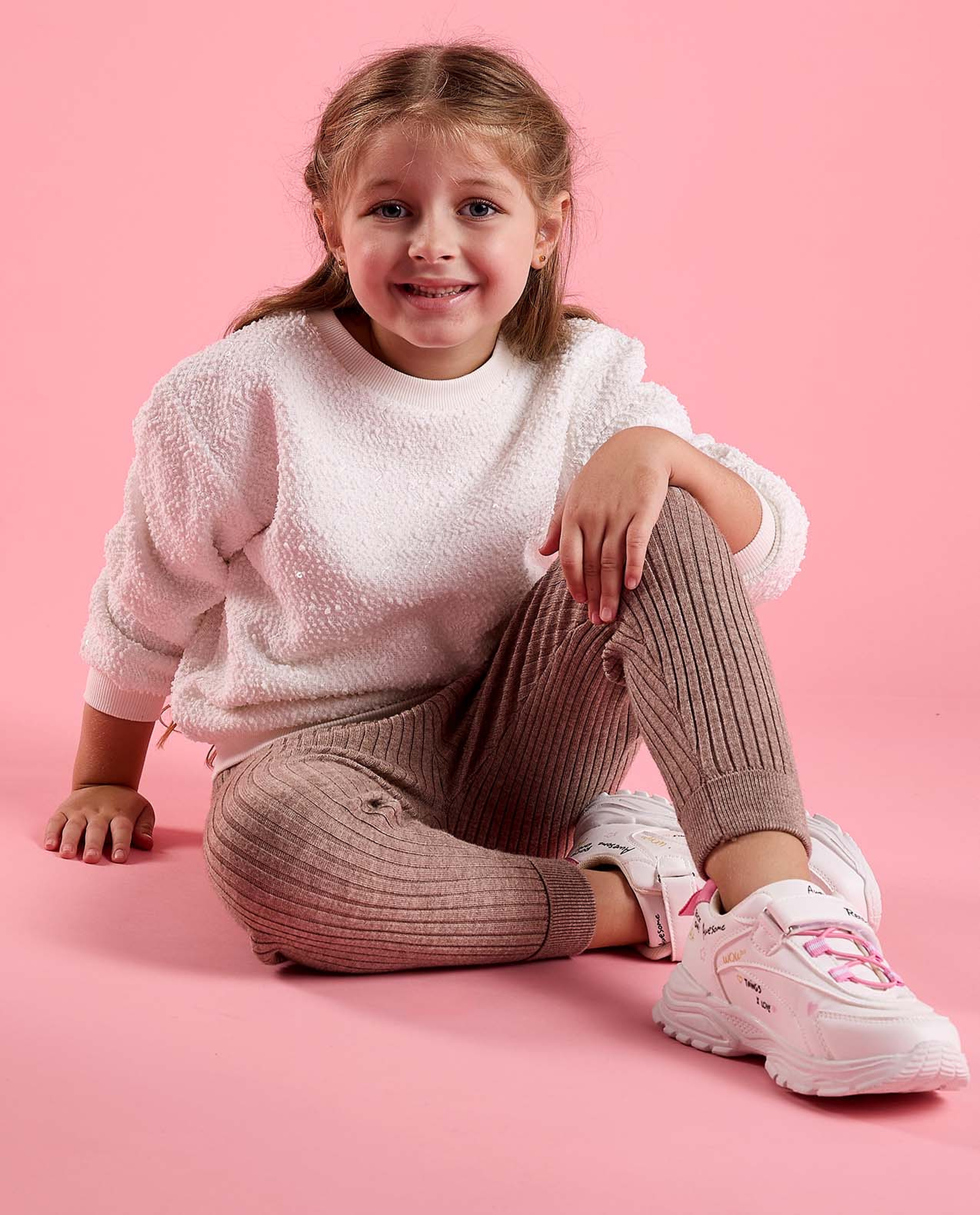 Embroidered Sweatshirt with Crew Neck and Long Sleeves