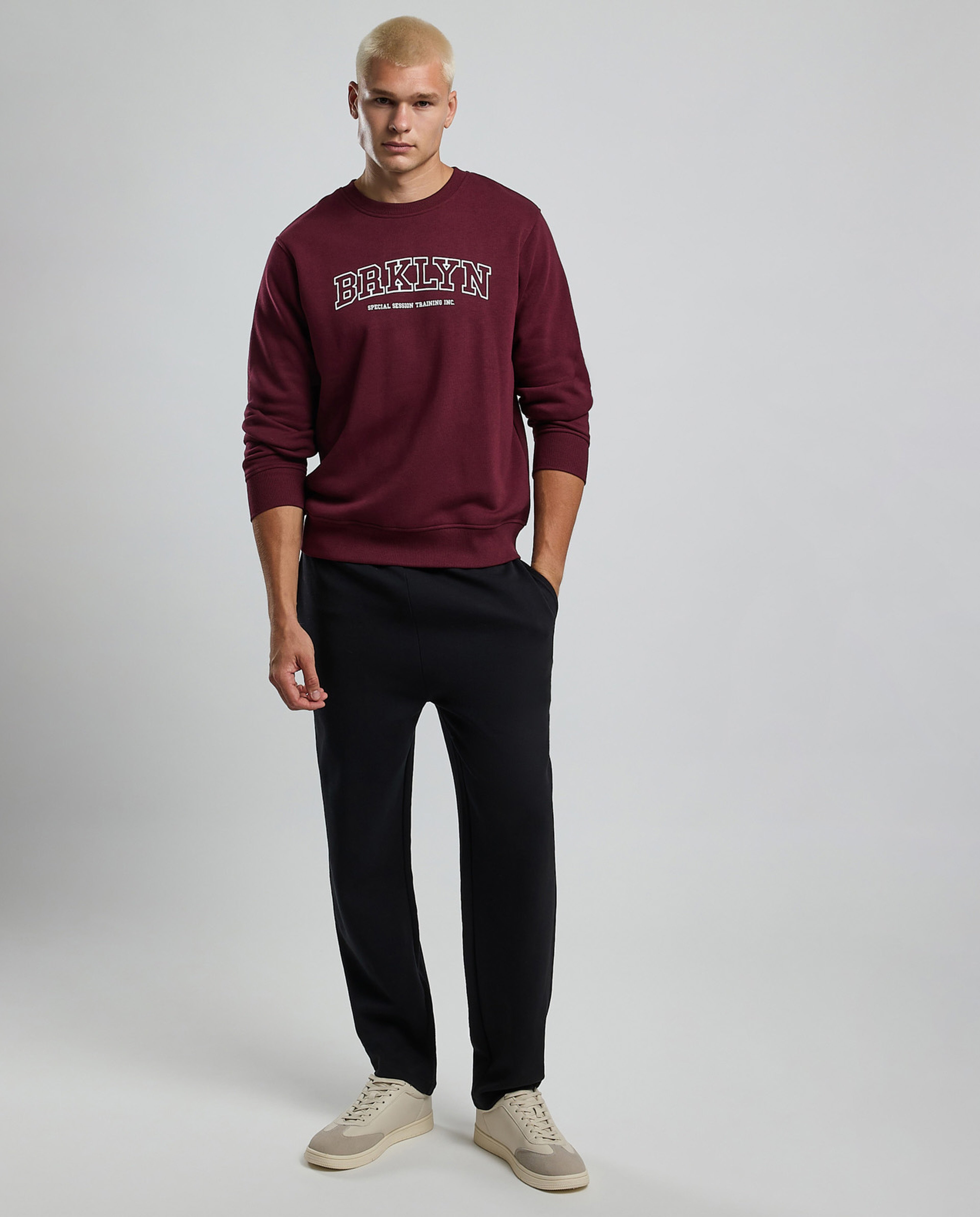 Typography Print Sweatshirt with Crew Neck and Long Sleeves