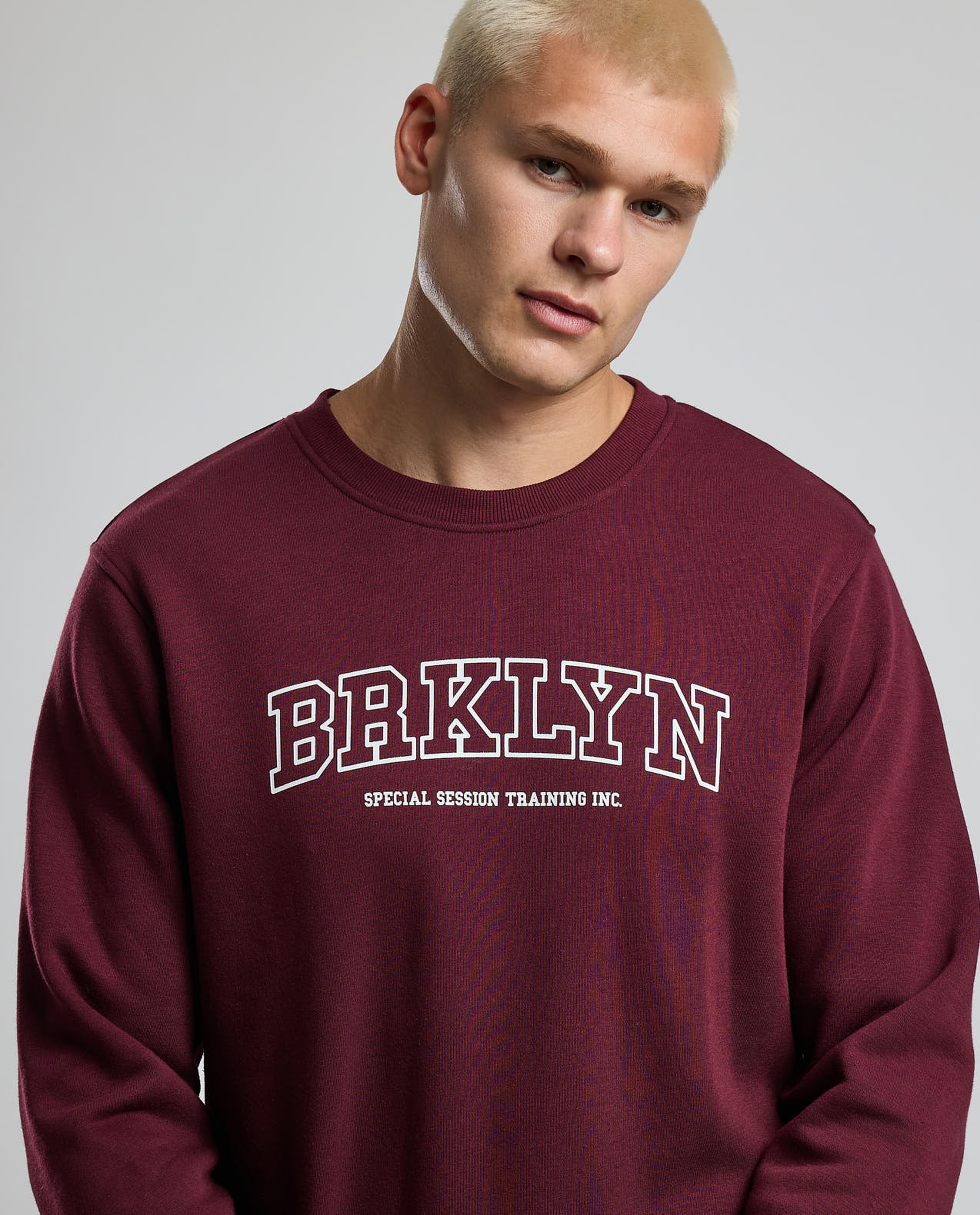 Typography Print Sweatshirt with Crew Neck and Long Sleeves